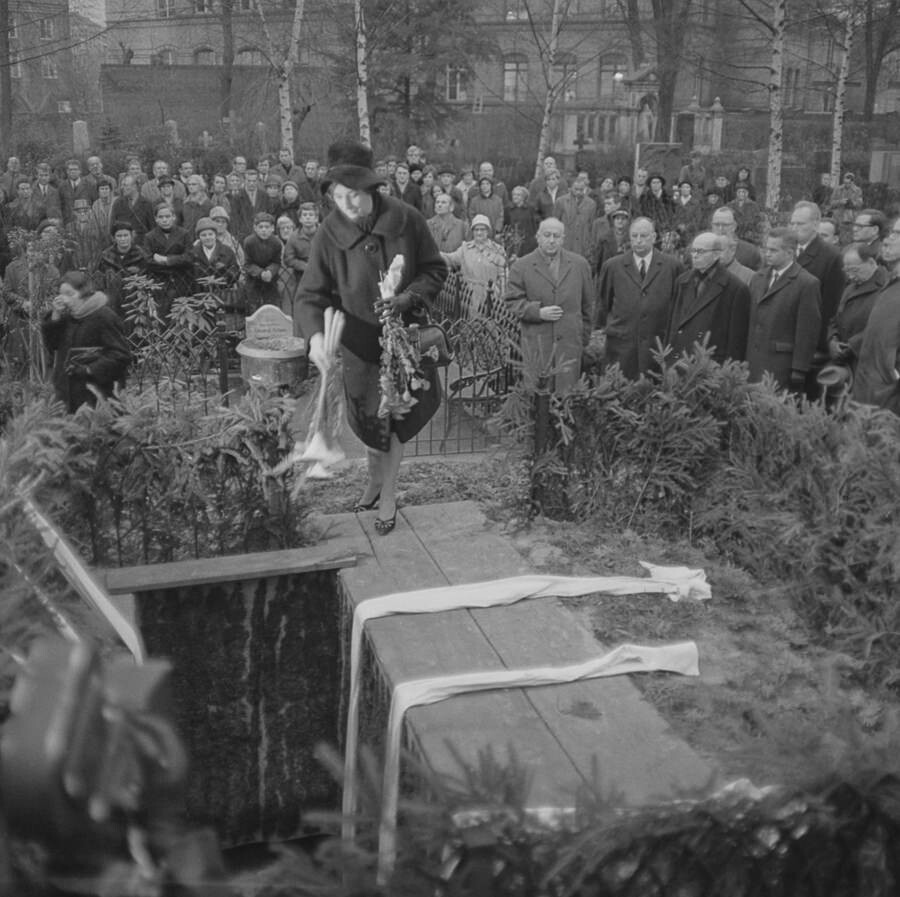 Beerdigung Arnold Zweig, 1968. SW-Foto © Kurt Schwarz. (Kurt Schwarz CC BY-NC-SA)