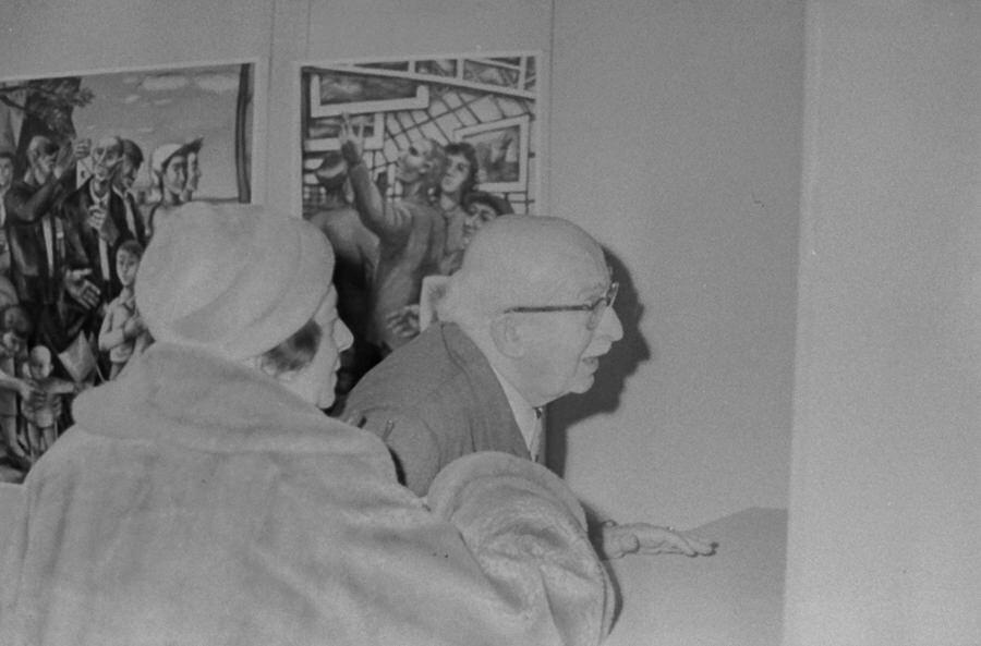 Arnold Zweig in Ausstellung 'Berliner Kunstschaffen', 1962. SW-Foto © Kurt Schwarz. (Kurt Schwarz CC BY-NC-SA)
