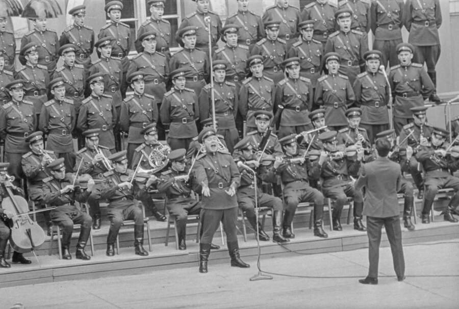 Zentrales Ensemble der sowj. Streitkräfte, Vorderseite, 1965. SW-Foto © Kurt Schwarz. (Kurt Schwarz CC BY-NC-SA)