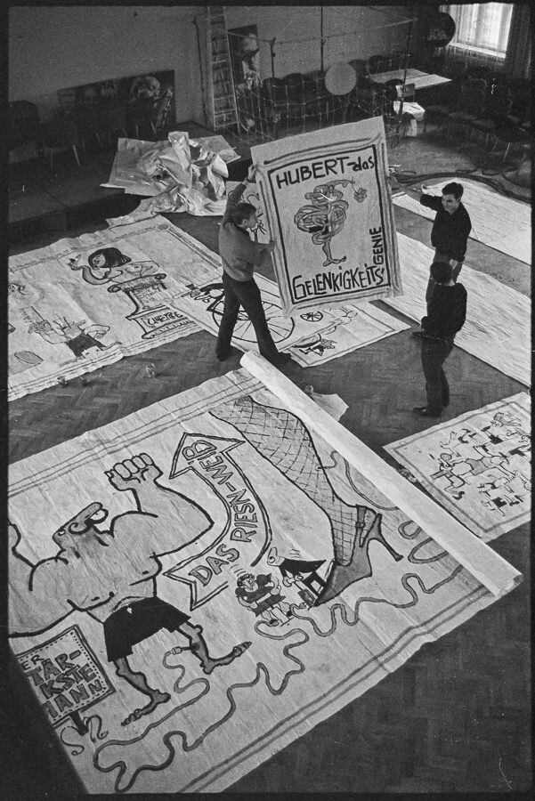 Faschingsfeier im Studentenclub, Bild 1, Februar 1968. SW-Foto © Kurt Schwarz. (Kurt Schwarz CC BY-NC-SA)
