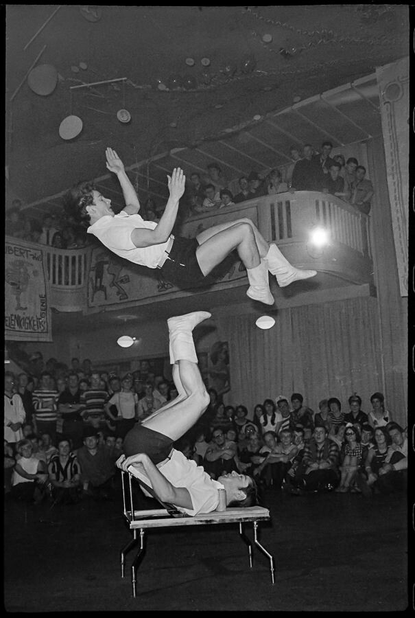 Faschingsfeier im Studentenclub, Bild 3, Februar 1968. SW-Foto © Kurt Schwarz. (Kurt Schwarz CC BY-NC-SA)