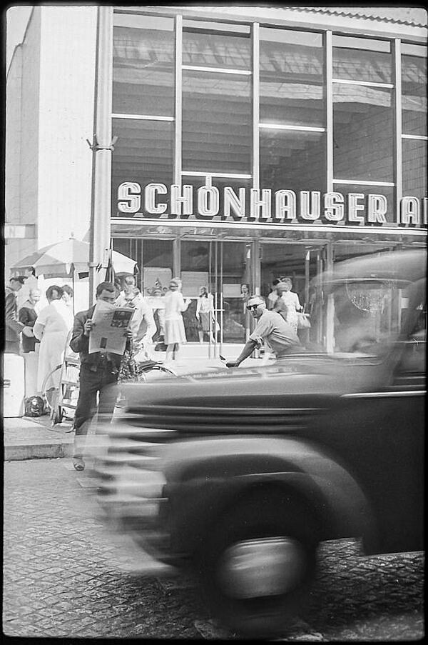 S-Bahnhof Schönhauser Allee, 1960er Jahre. SW-Foto © Kurt Schwarz. (Kurt Schwarz CC BY-NC-SA)