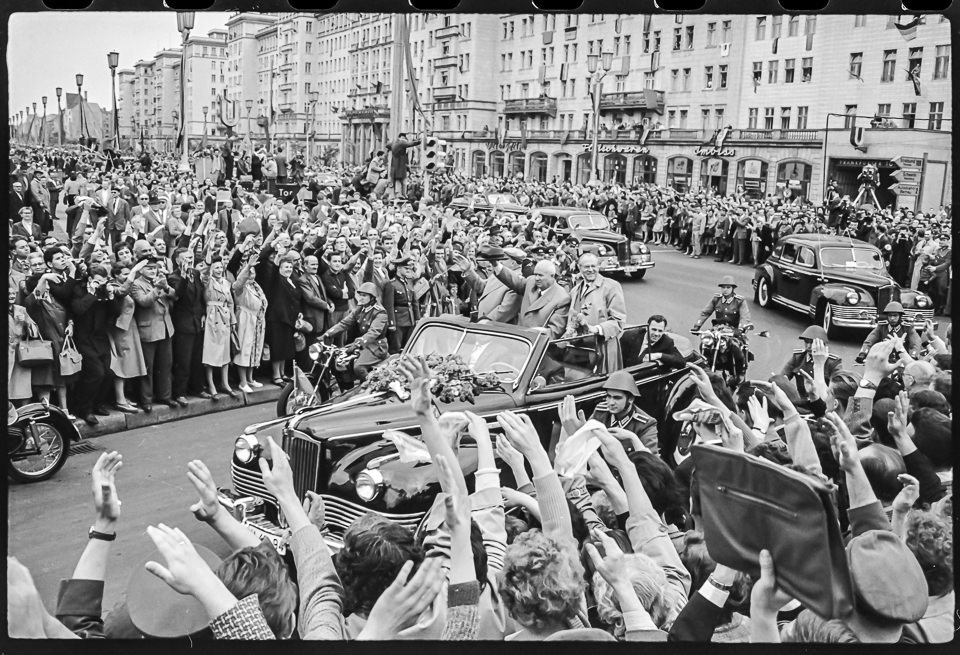 Staatsbesuch von Nikita Chruschtschow, Autokonvoi, Bild 1, 28.06.1963. SW-Foto © Kurt Schwarz. (Kurt Schwarz CC BY-NC-SA)