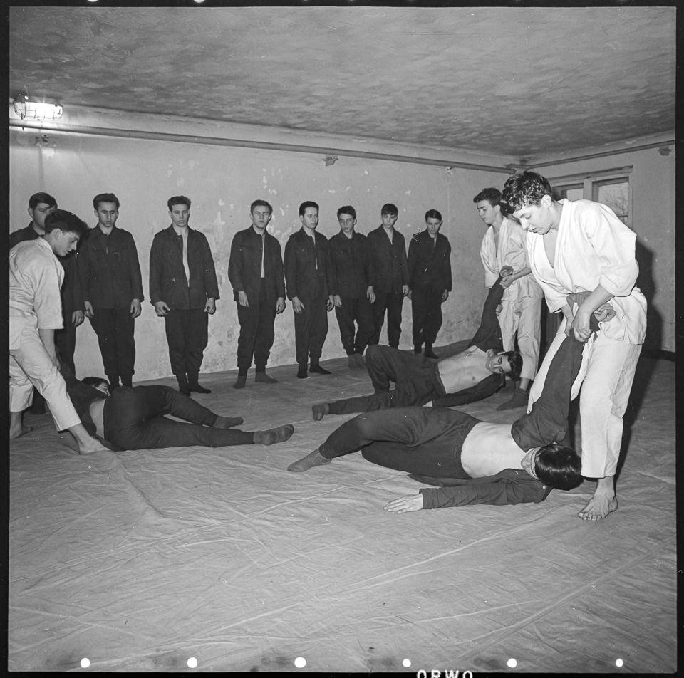 Judoübungen beim Wachregiment 'Feliks Dzierzynski', Januar 1969. SW-Foto © Kurt Schwarz. (Kurt Schwarz CC BY-NC-SA)