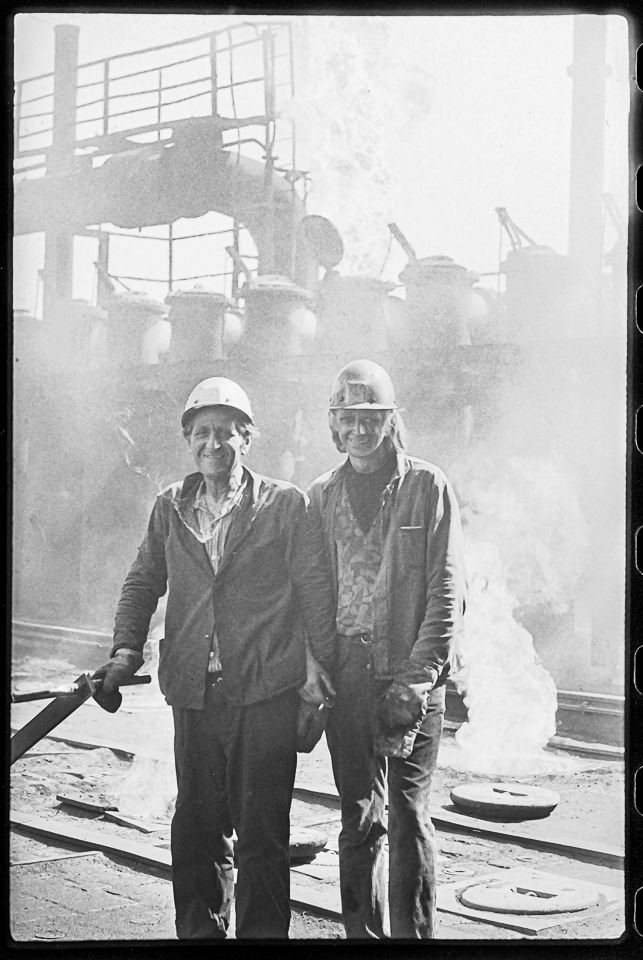 Arbeiter im Gaswerk in der Dimitrofstraße, Bild 2, Mai 1971. SW-Foto © Kurt Schwarz. (Kurt Schwarz CC BY-NC-SA)