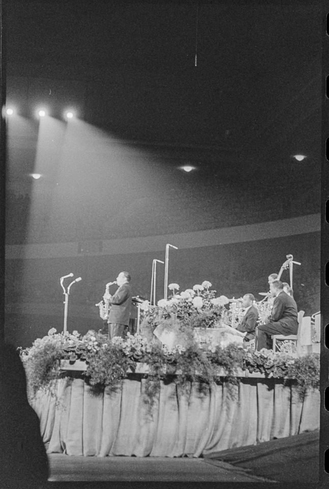 Duke Ellington bei Konzert in Westberlin, Bild 1, November 1958. SW-Foto © Kurt Schwarz. (Kurt Schwarz CC BY-NC-SA)