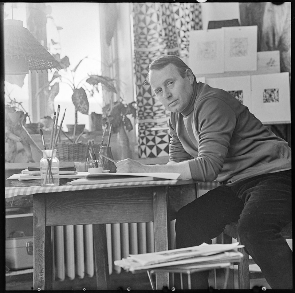 Maler Harald Hakenbeck in seinem Atelier Januar 1969. SW-Foto © Kurt Schwarz. (Kurt Schwarz CC BY-NC-SA)