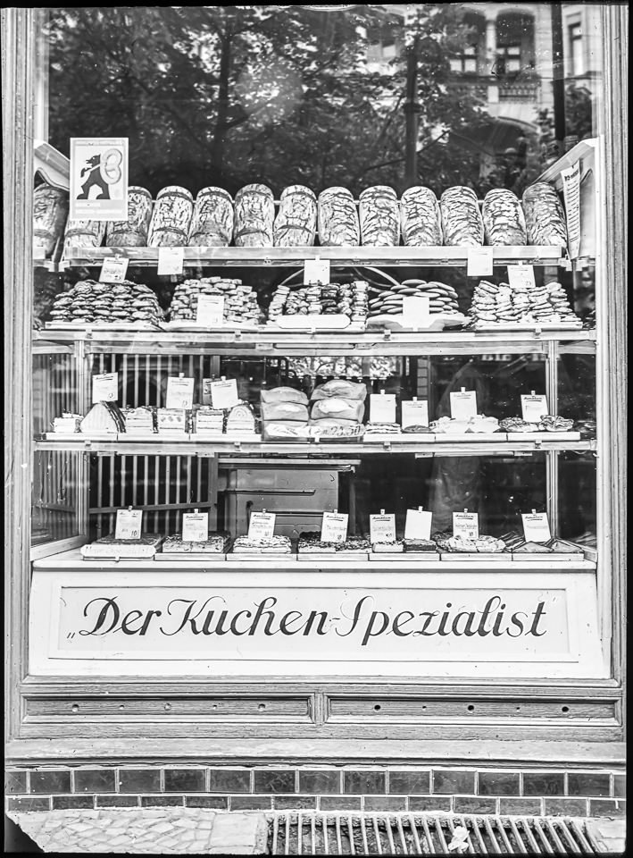 Bäckerei Hans Menikheim, Bild 3, (Sammlung Grumm CC BY-NC-SA)