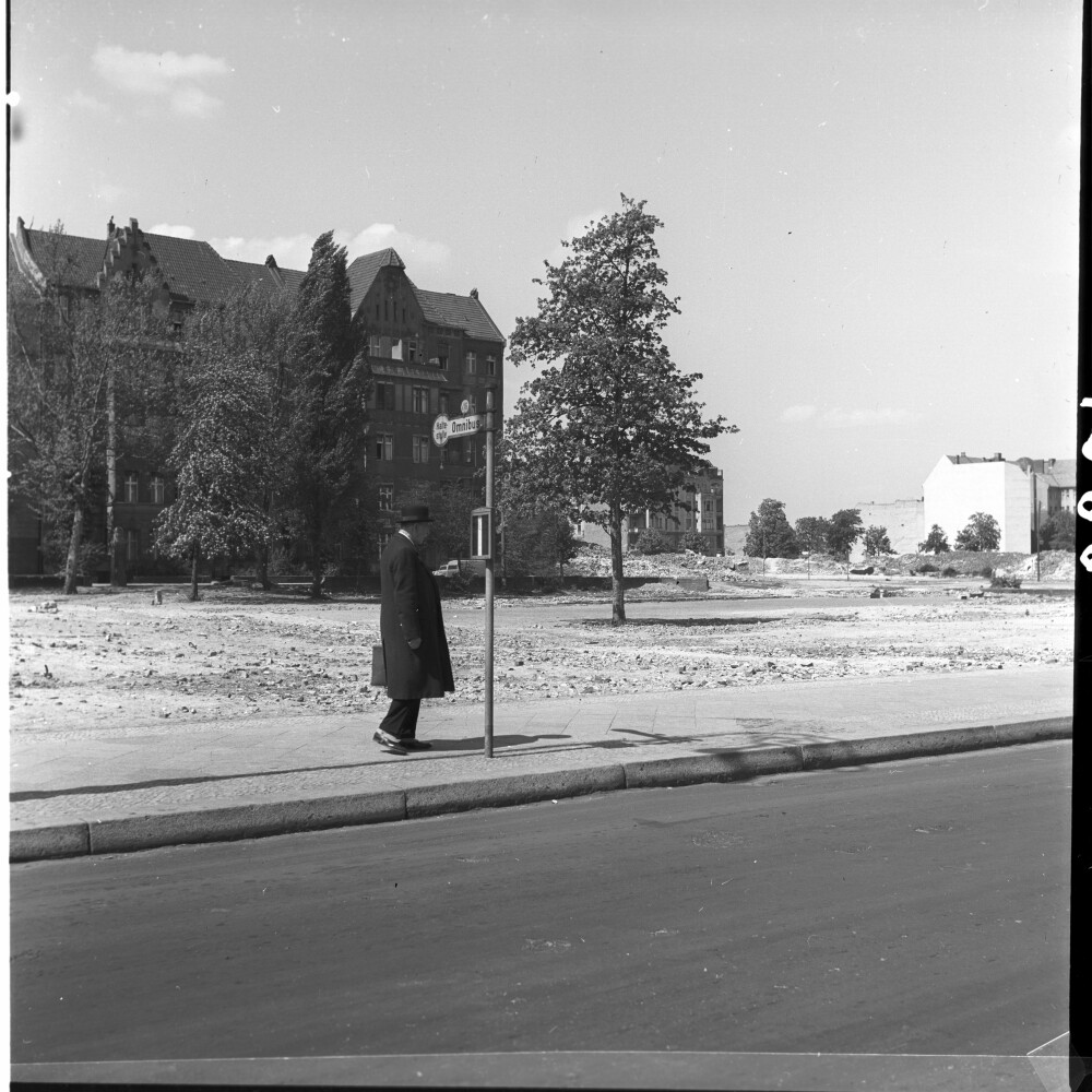 Negativ: Gelände, Martin-Luther-Straße 22, 1953 (Museen Tempelhof-Schöneberg/Herwarth Staudt CC BY-NC-SA)