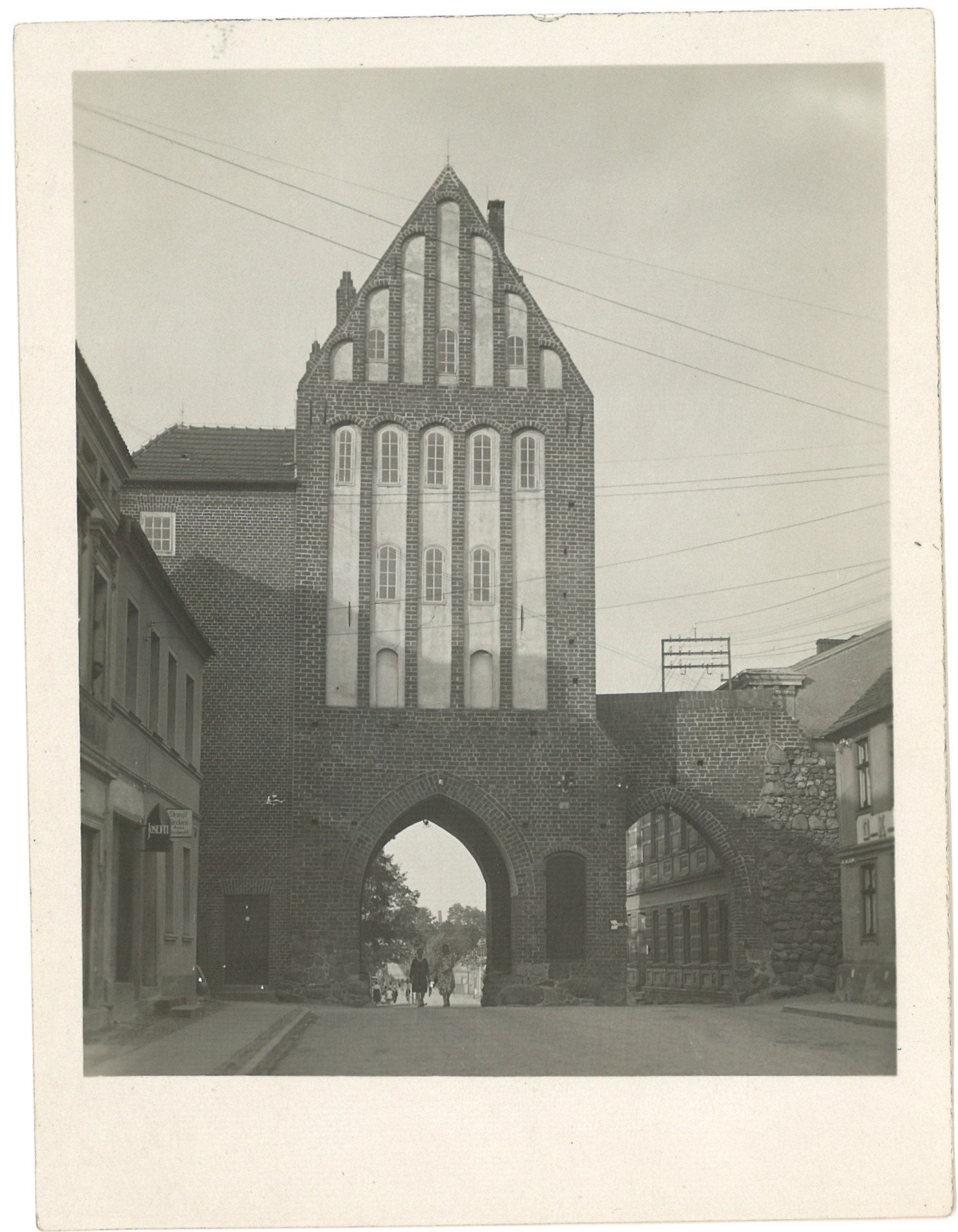 Friedeberg/Neumark / Strzelce Krajeńskie: Driesener Tor (Stadtseite) (Landesgeschichtliche Vereinigung für die Mark Brandenburg e.V., Archiv CC BY)
