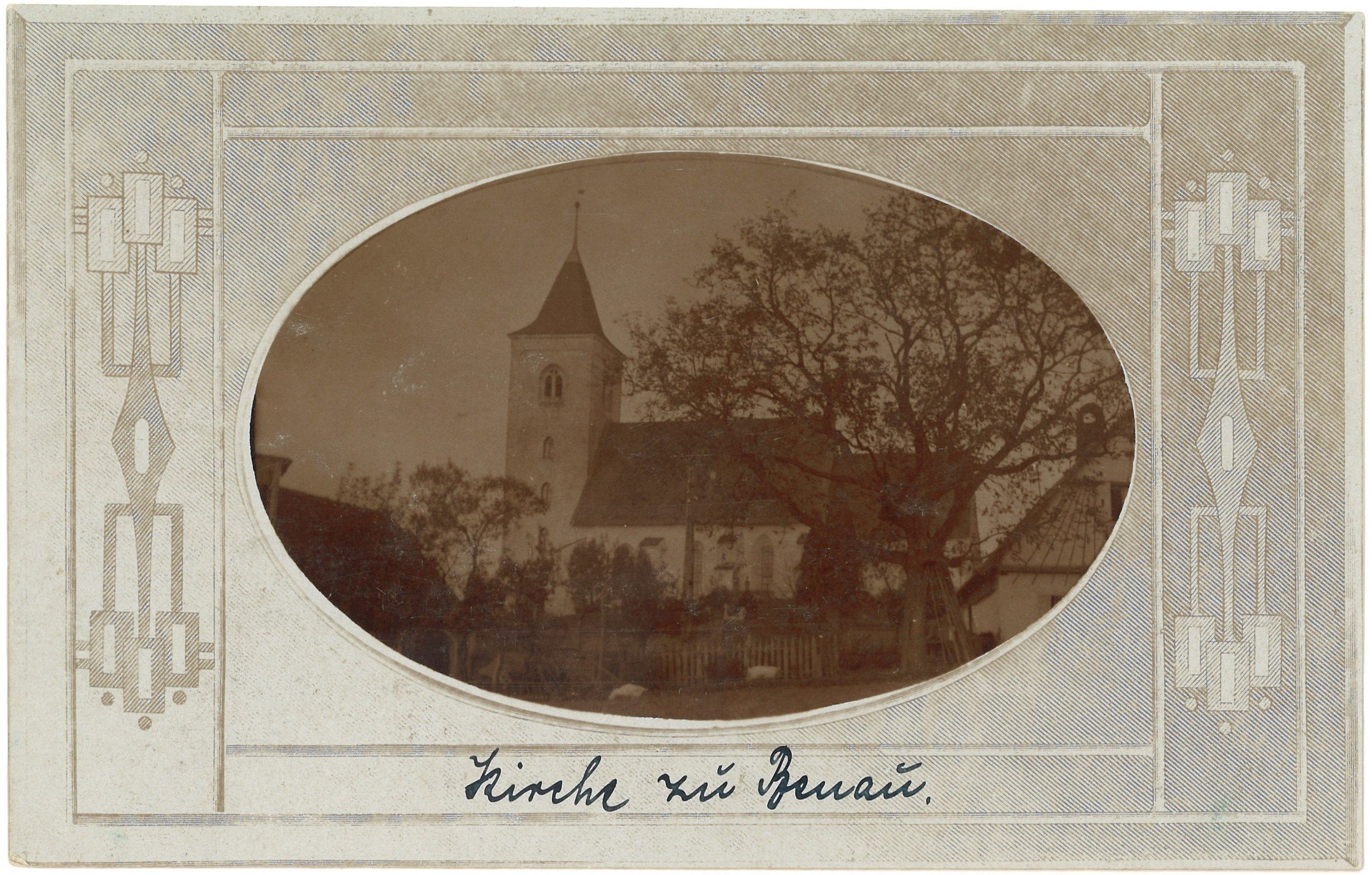 Benau (Kr. Sorau) / Bieniów: Dorfkirche von Süden (Landesgeschichtliche Vereinigung für die Mark Brandenburg e.V., Archiv CC BY)