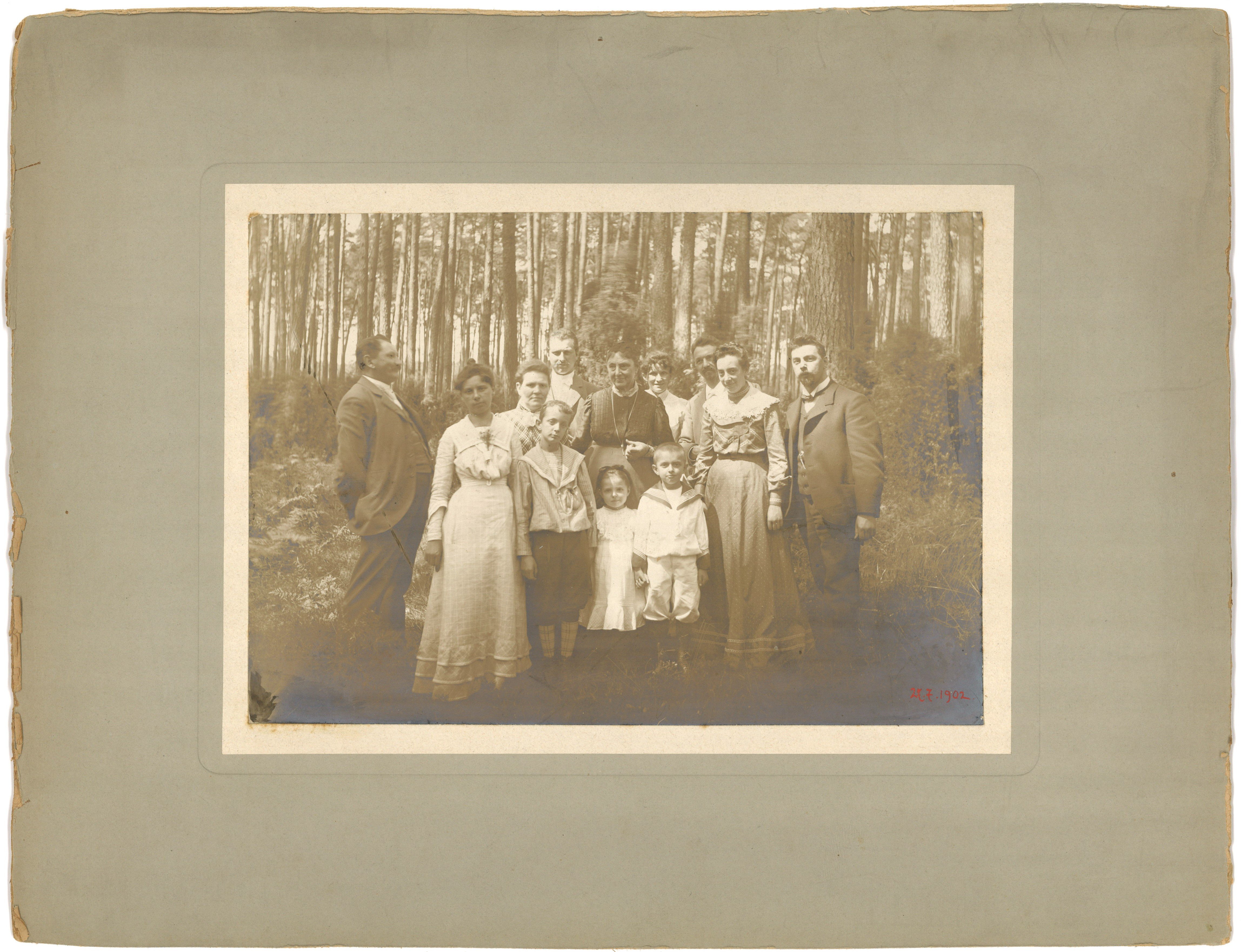 Grünheide: Familienausflug im Sommer 1902 (Landesgeschichtliche Vereinigung für die Mark Brandenburg e.V., Archiv CC BY)