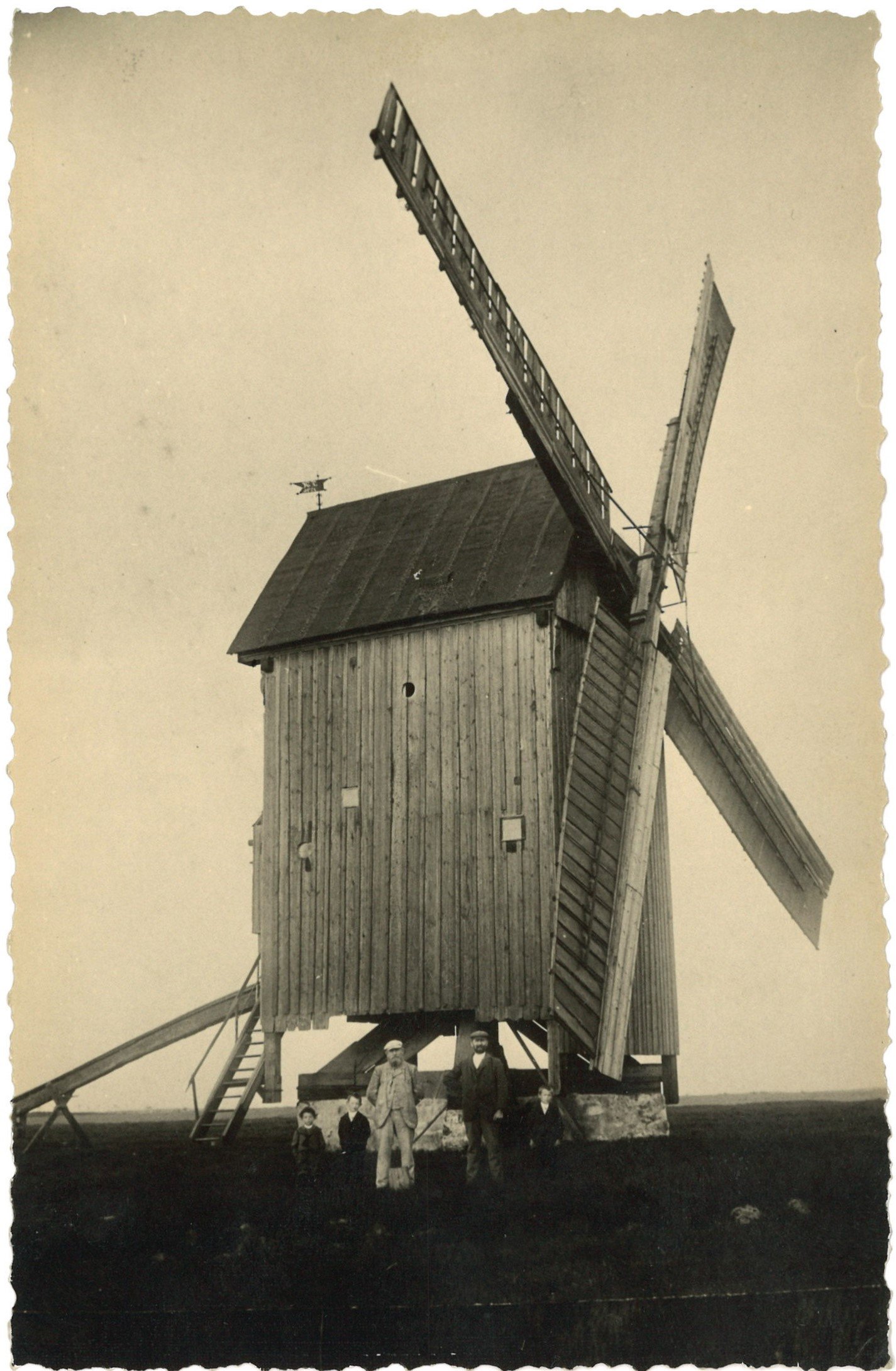 Heckelberg (Oberbarnim): Windmühle des Mühlenbesitzers Hilliges (Landesgeschichtliche Vereinigung für die Mark Brandenburg e.V., Archiv CC BY)