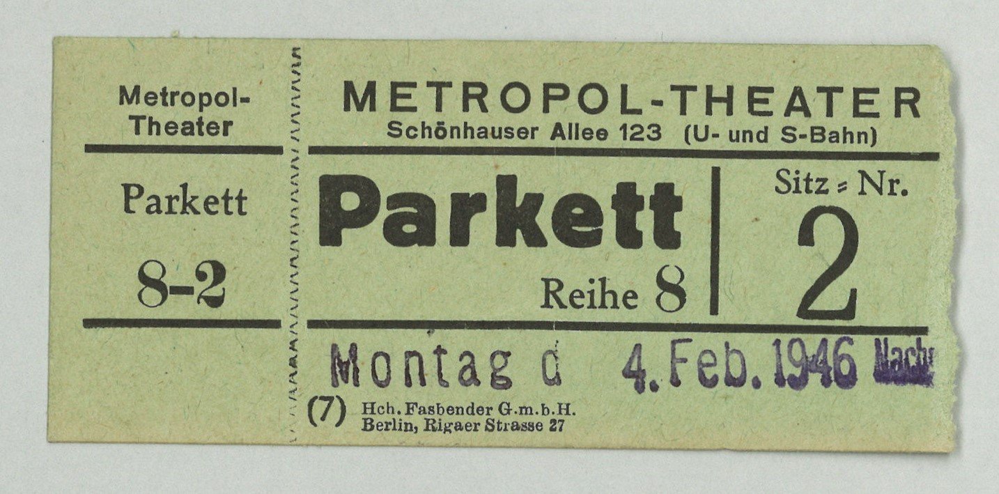Aufführung am 4. Februar 1946 im Metropol-Theater in Berlin (Landesgeschichtliche Vereinigung für die Mark Brandenburg e.V., Archiv CC BY)
