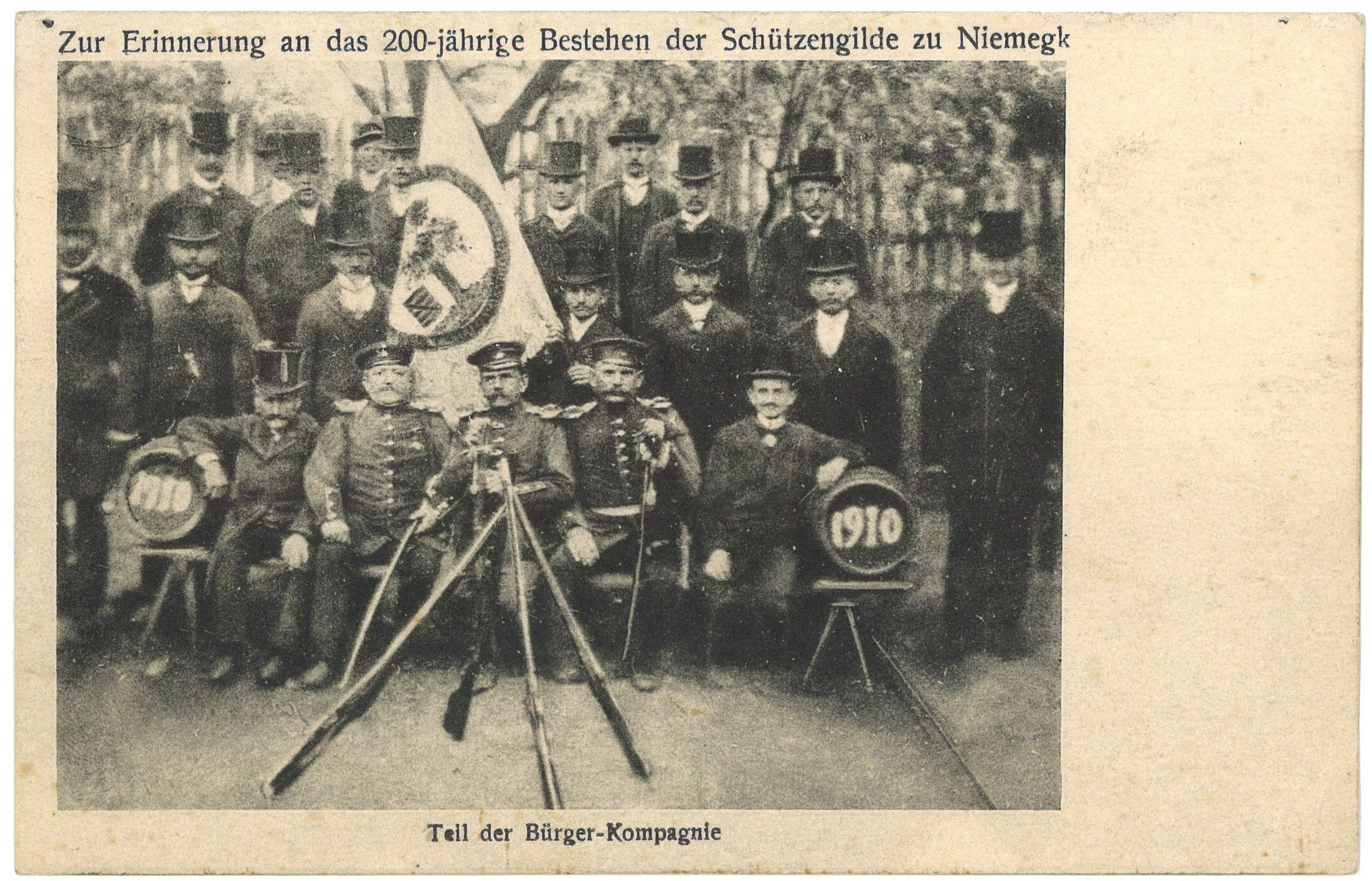 Niemegk: 200-Jahrfeier der Schützengilde 1910, Bürger-Kompagnie (Landesgeschichtliche Vereinigung für die Mark Brandenburg e.V., Archiv CC BY)