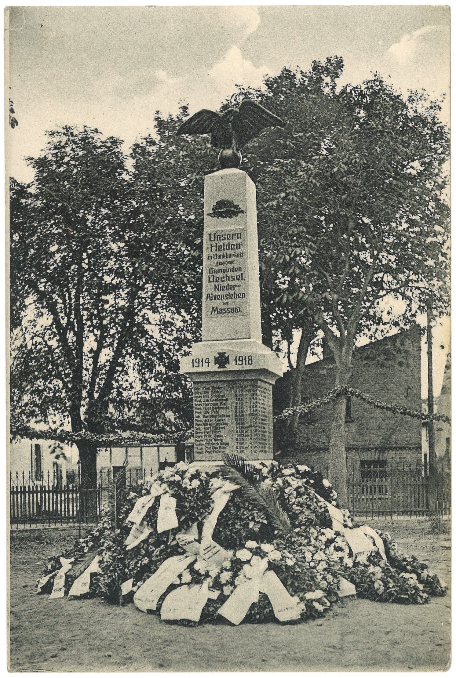 Dechsel (Kr. Landsberg/Warthe) [Deszczno]: Kriegerdenkmal (Landesgeschichtliche Vereinigung für die Mark Brandenburg e.V. CC BY)