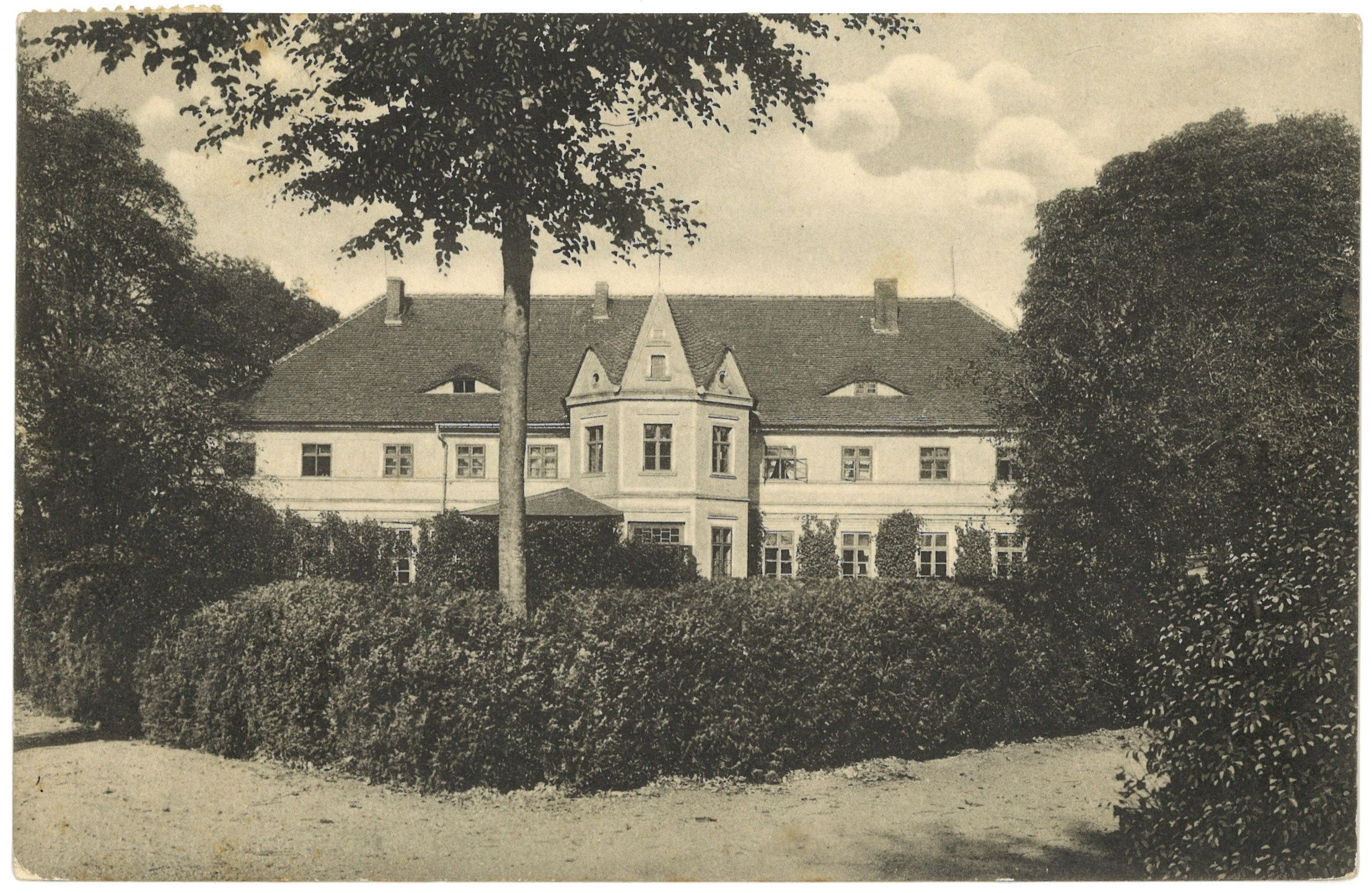 Rohrbeck (Kr. Arnswalde) [Kołki]: Herrenhaus, Gartenseite (Landesgeschichtliche Vereinigung für die Mark Brandenburg e.V. CC BY)