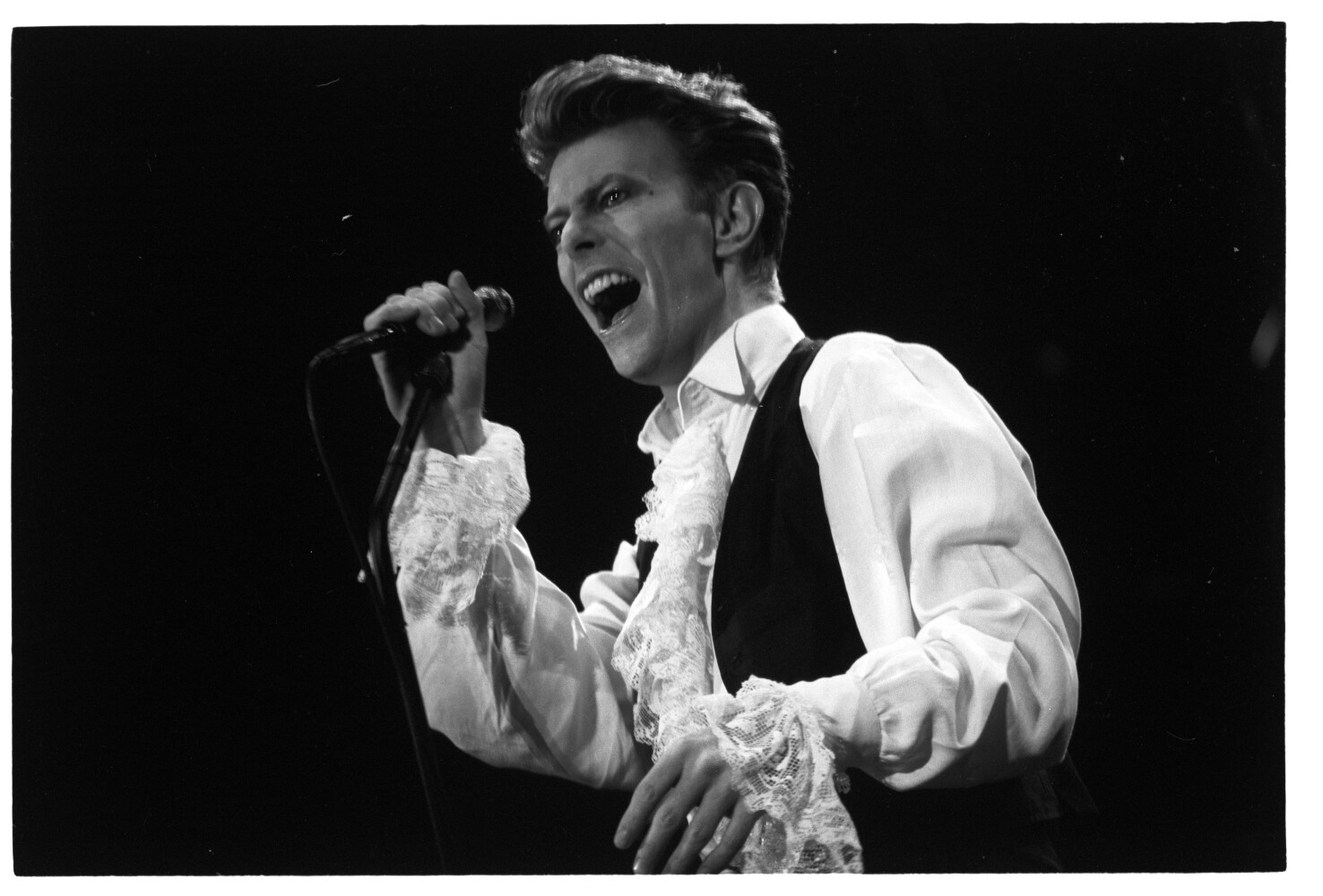 David Bowie 31.8.1990 I N3 (Rita Maier / Schwules Museum Berlin RR-P)
