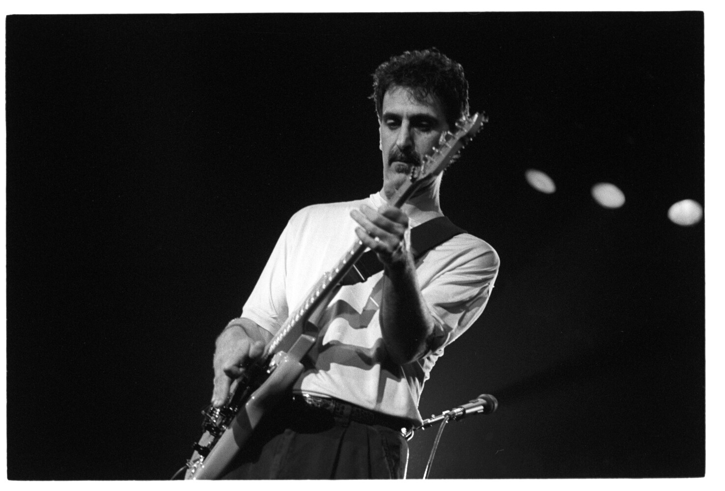 Frank Zappa 11.+12.04.1988 I N 2 (Rita Maier / Schwules Museum Berlin RR-P)