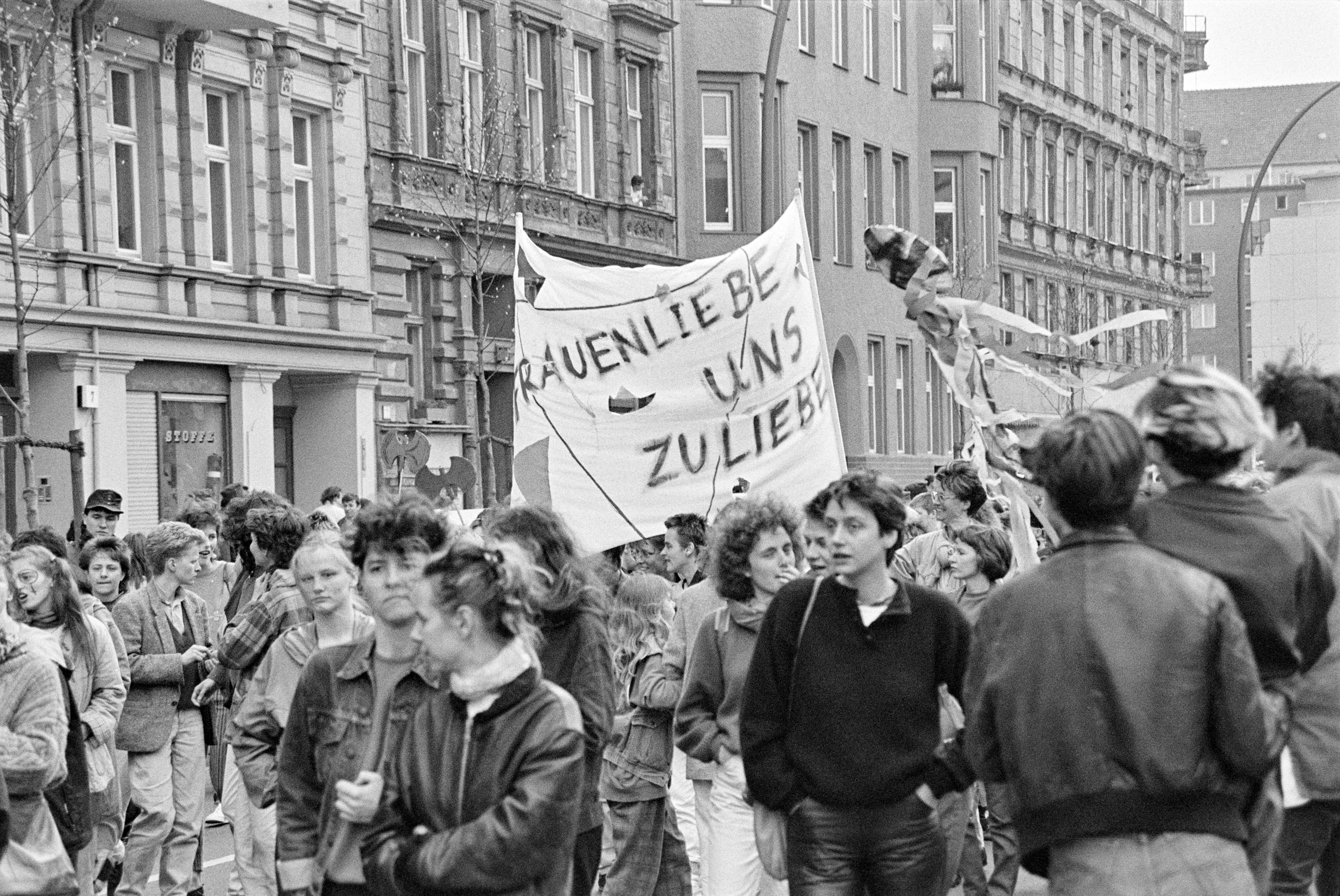 Walpurgisnacht Demonstration 1986 K1 N2 (2023-09-18) (Schwules Museum RR-F)