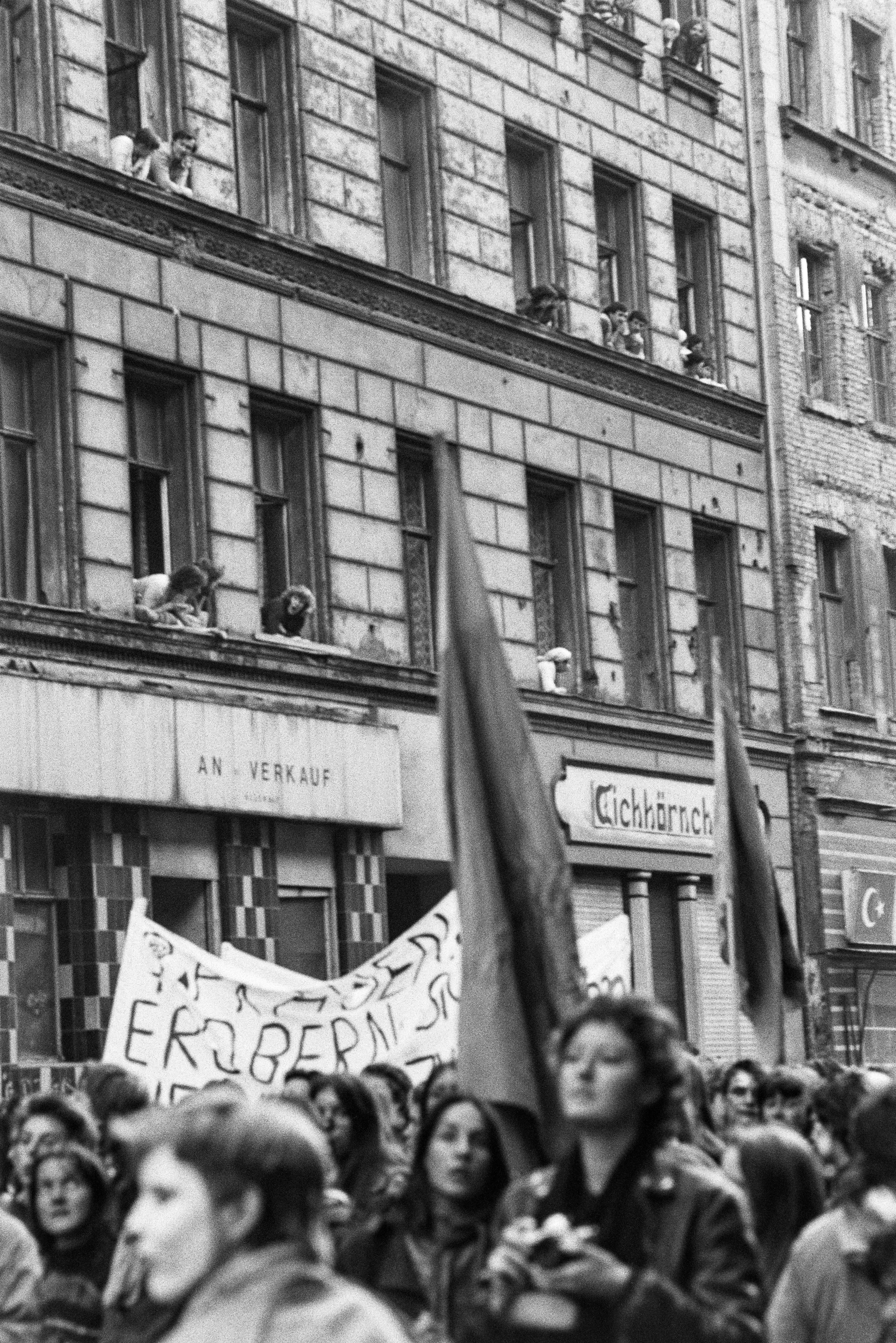 Walpurgisnacht Demonstration Kreuzberg 1982 K1 N2 (2023-09-18) (Schwules Museum RR-F)