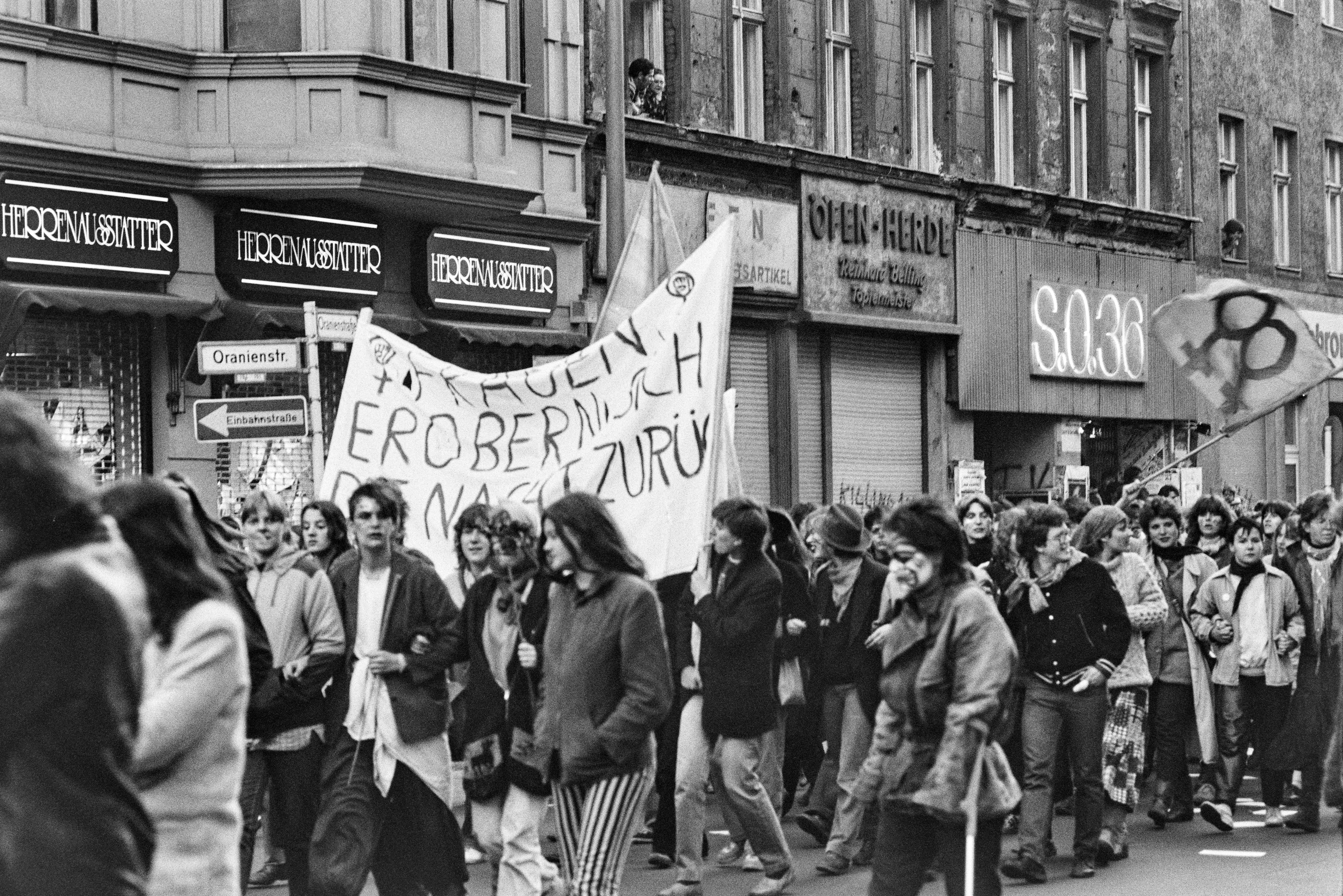 Walpurgisnacht Demonstration Kreuzberg 1982 K1 N8 (2023-09-18) (Schwules Museum CC BY)