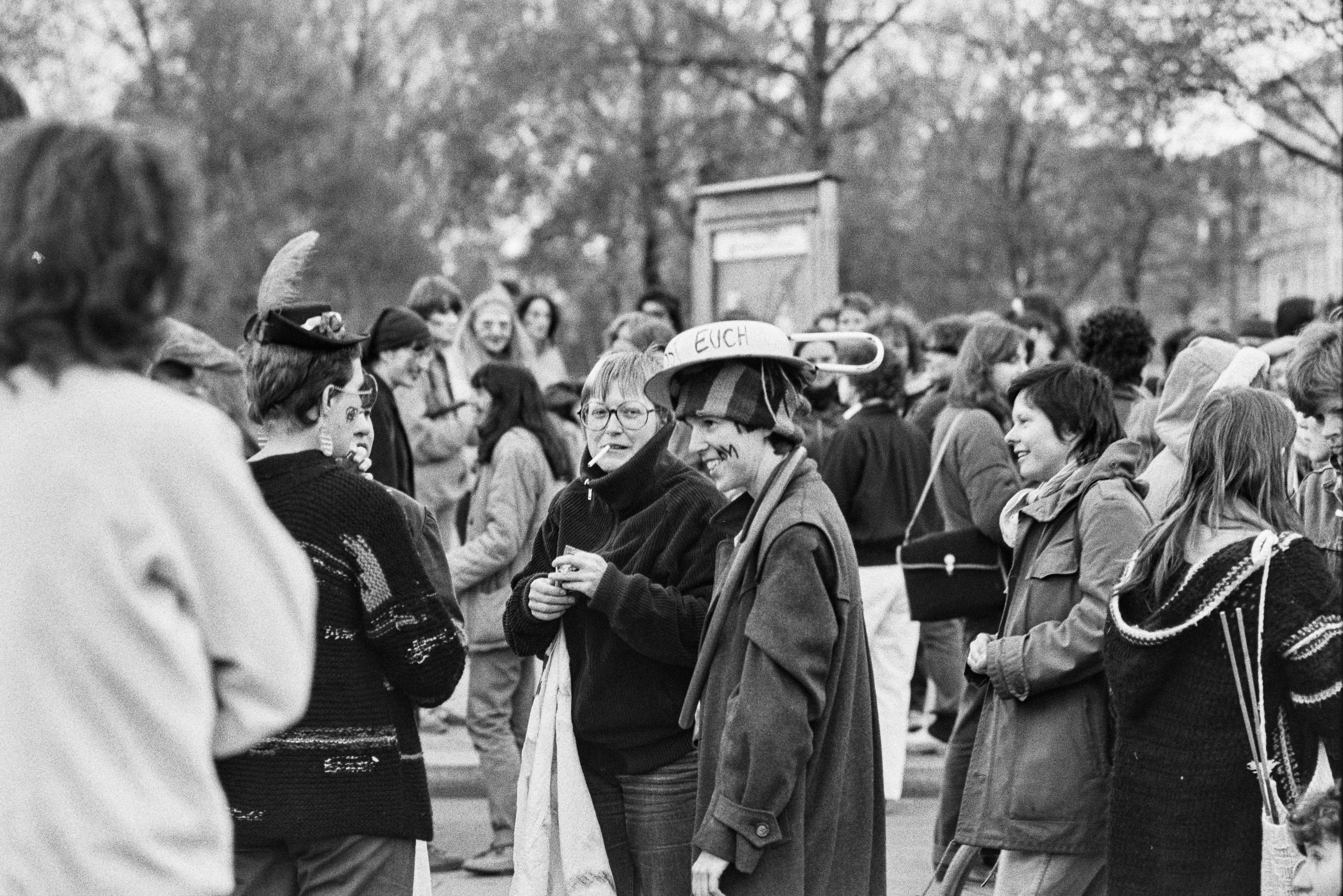 Walpurgisnacht Demonstration Kreuzberg 1982 K2 N14 (2023-09-18) (Schwules Museum RR-F)