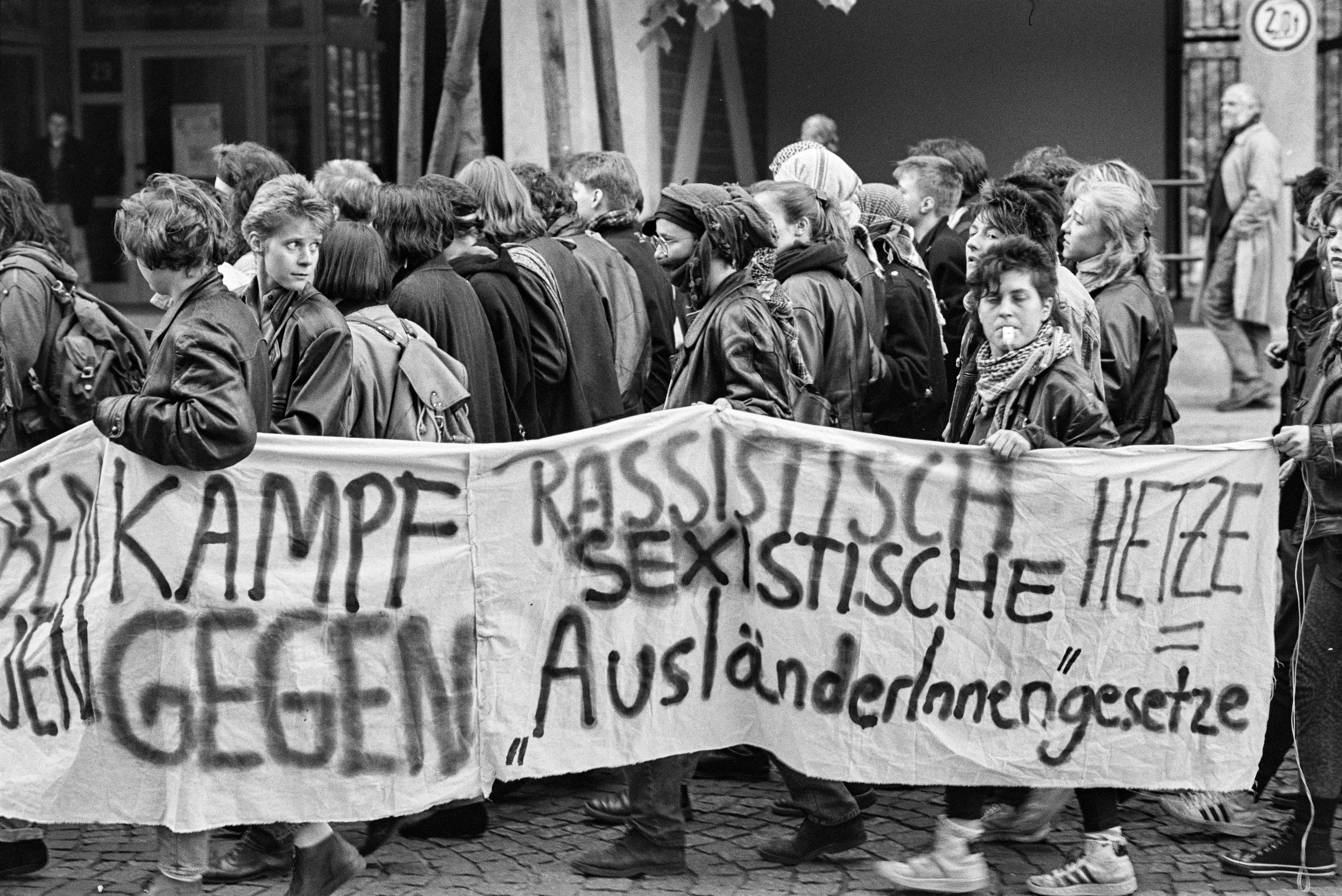 Walpurgisnacht Demonstration 1990 K1 N29 (2023-09-18) (Schwules Museum RR-F)