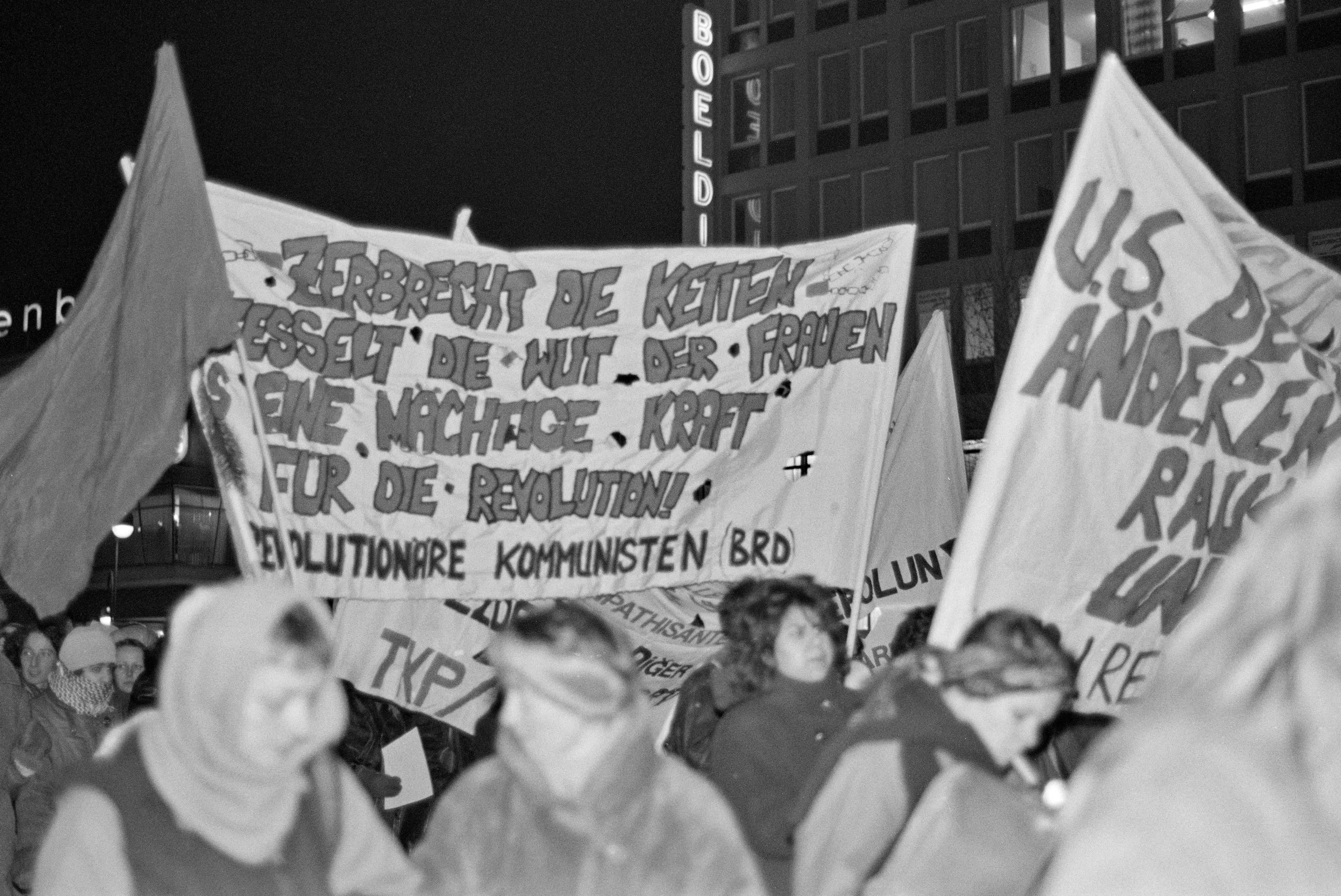 Frauendemonstration gegen Golfkrieg 1991 K1 N4 (2023-09-18) (Schwules Museum RR-F)