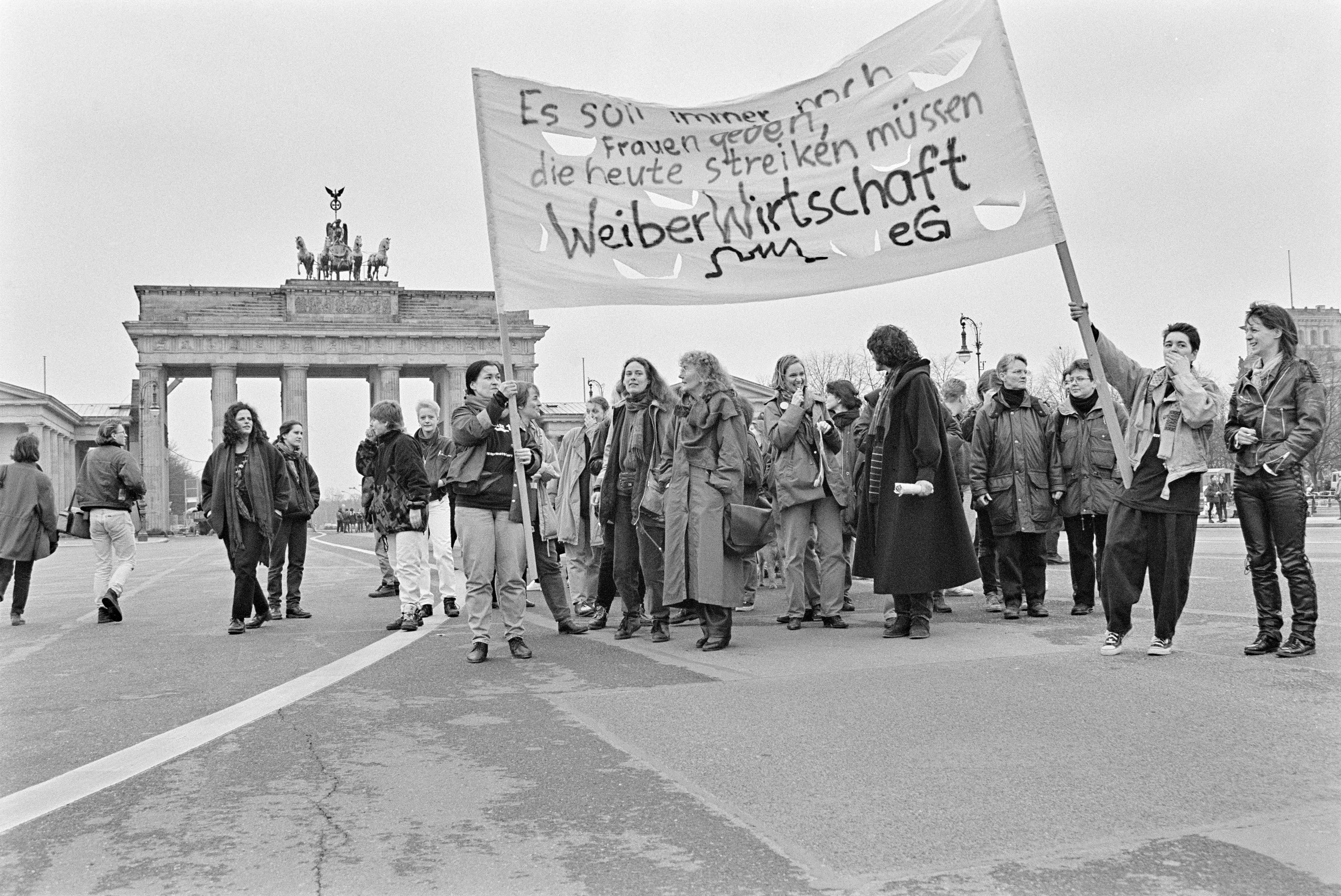 Frauenstreiktag 1994 K1 N13 (2023-09-18) (Schwules Museum RR-F)