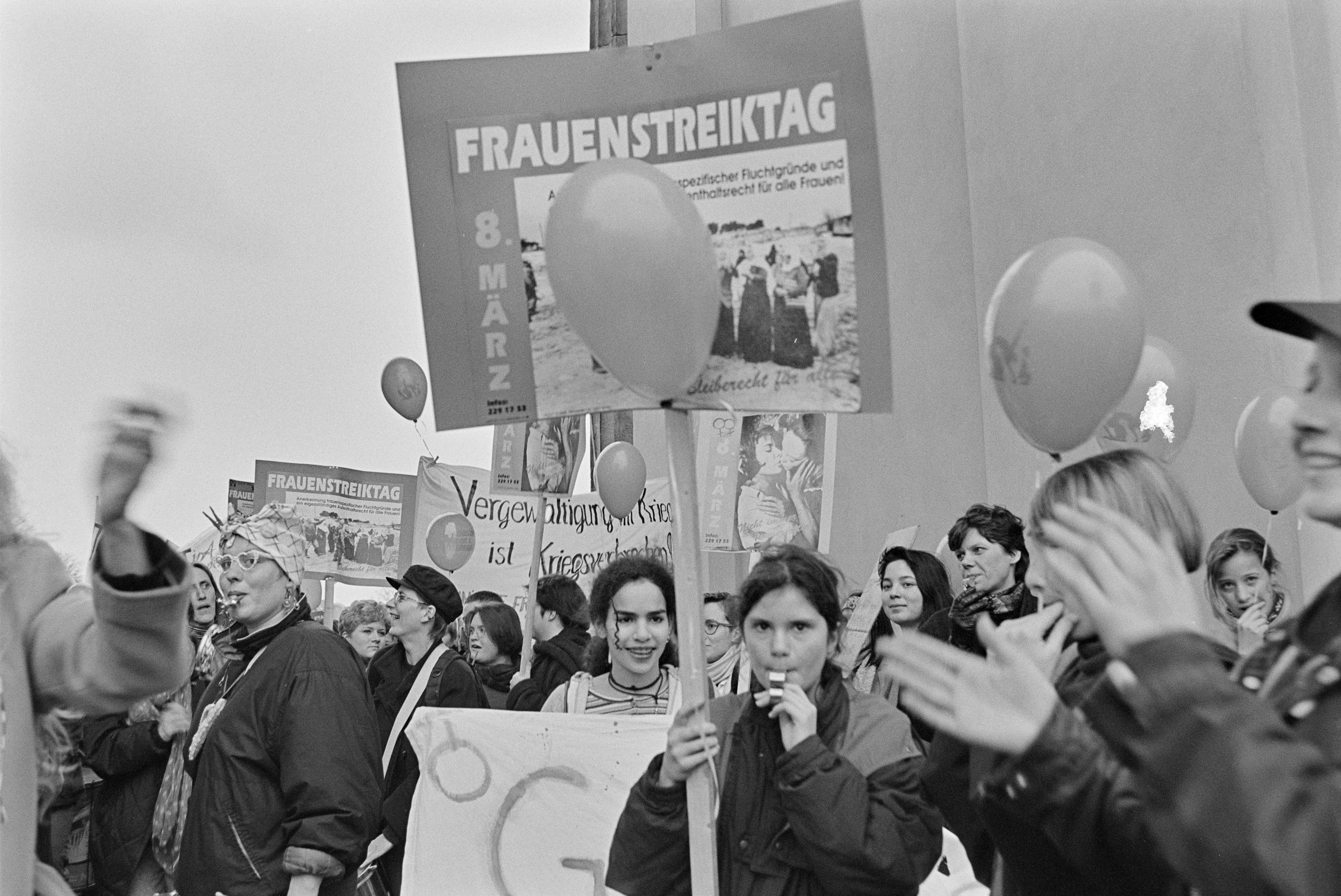 Frauenstreiktag 1994 K1 N37 (2023-09-18) (Schwules Museum RR-F)