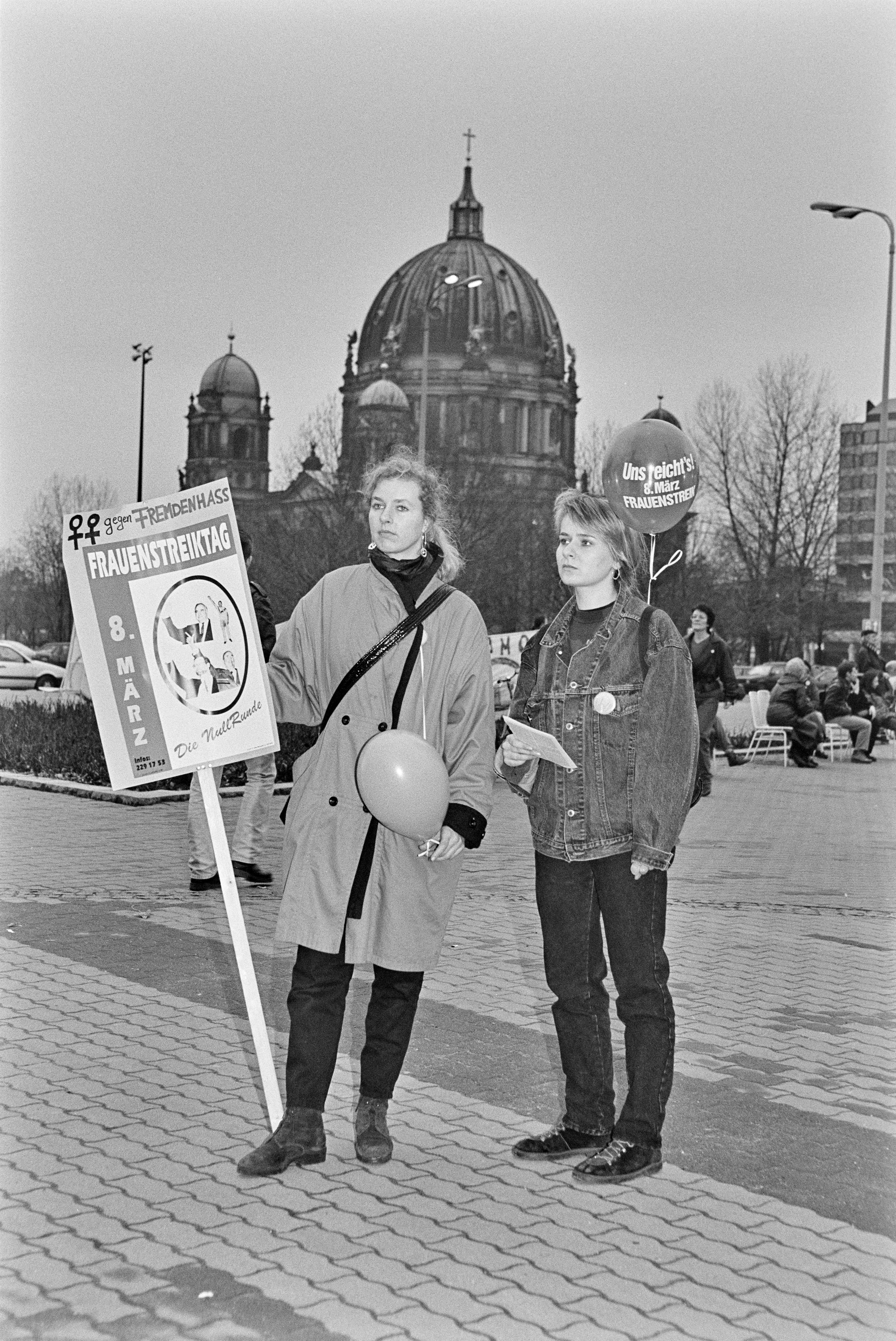 Frauenstreiktag 1994 K2 N52 (2023-09-18) (Schwules Museum RR-F)
