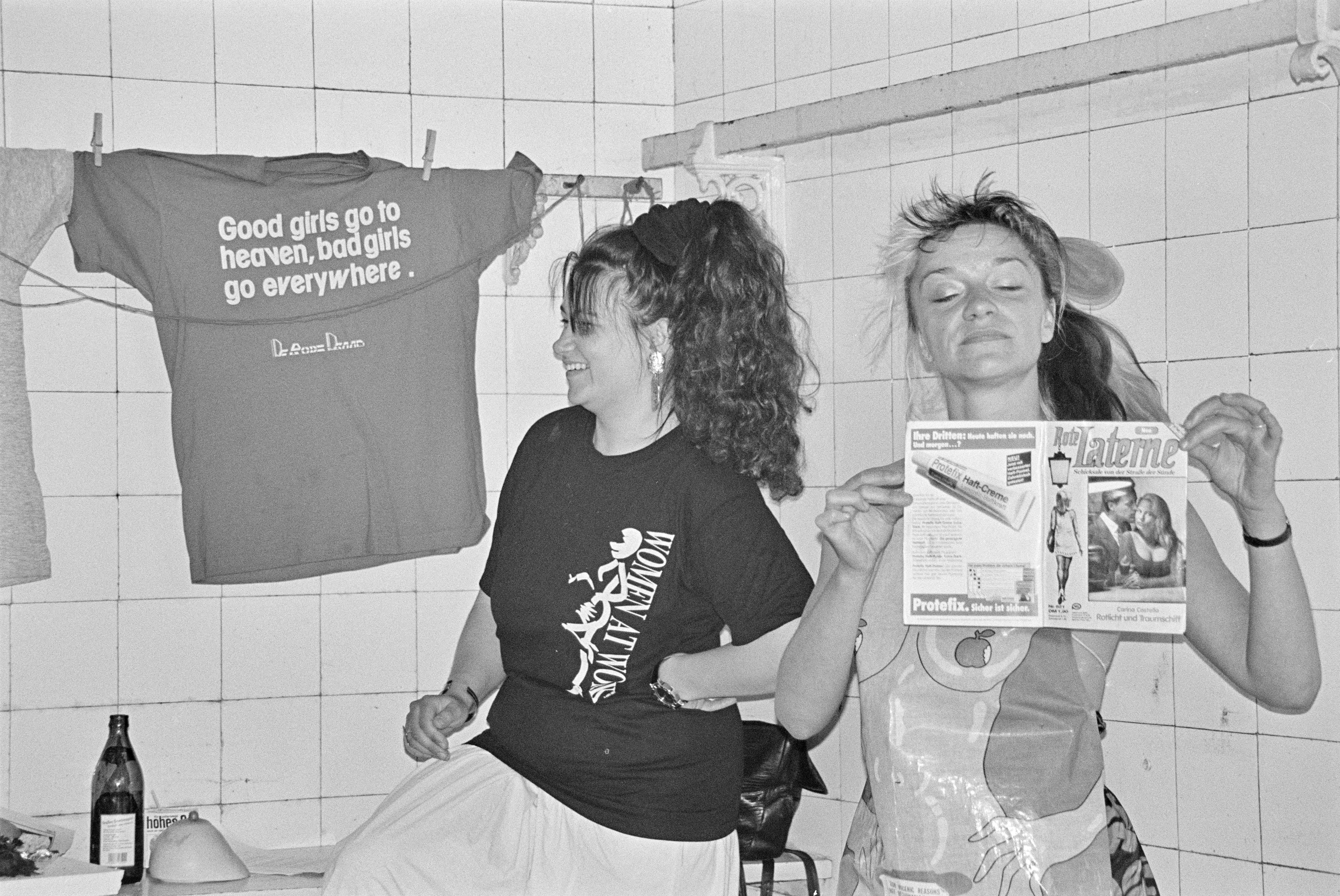 Internationaler Hurentag 1992, Performance von "Nutten und Nüttchen e.V." K1 N33 (2023-09-18) (Schwules Museum RR-F)