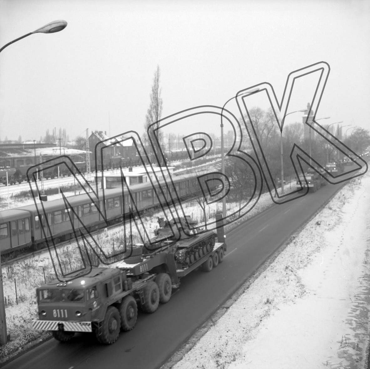 Fotografie: Verladung von Panzern der Berlin-Brigade, Berlin, 3. Dezember 1993 (Museum Berlin-Karlshorst RR-P)