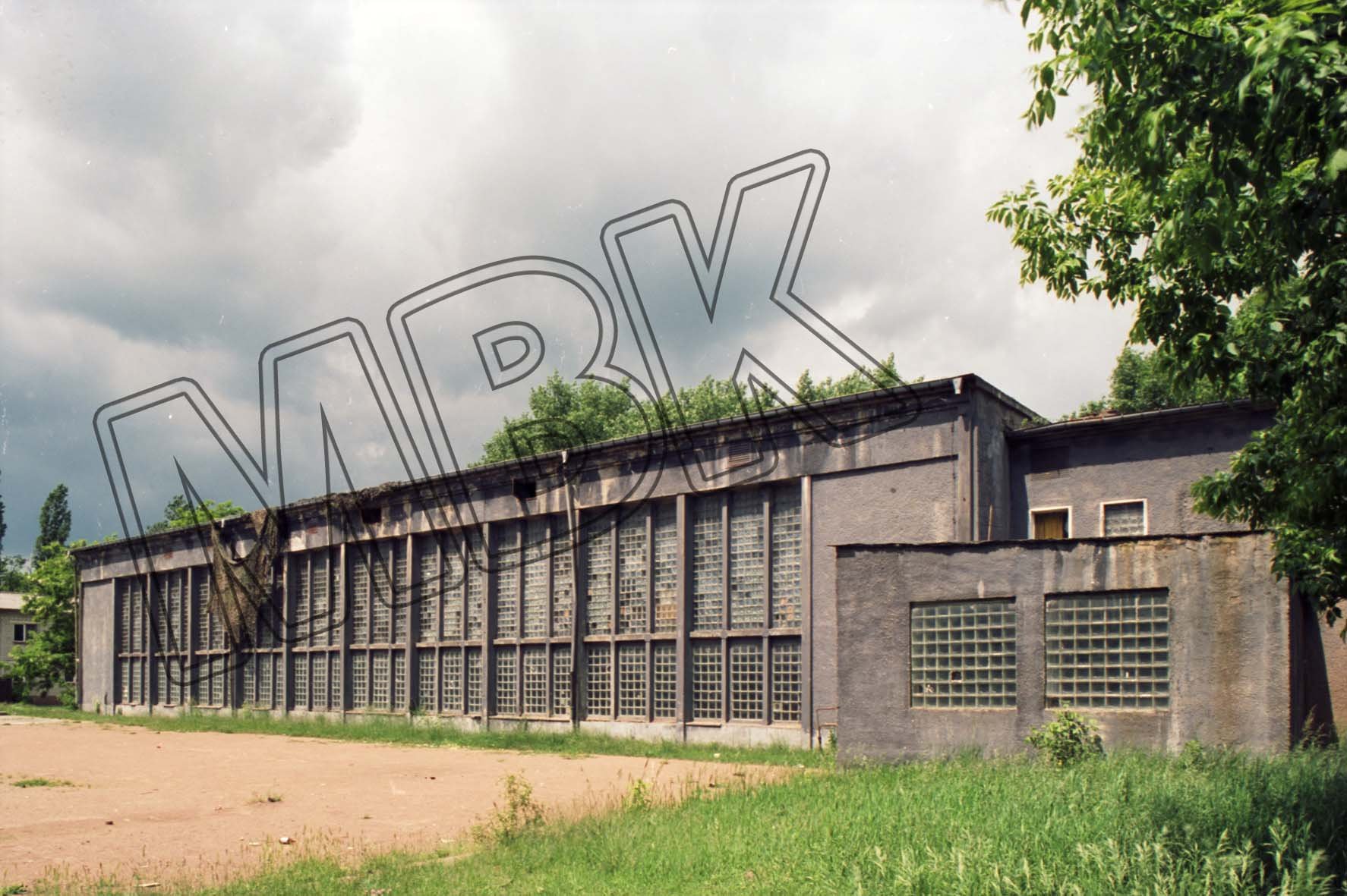 Fotografie: Sporthalle der WGT, Wünsdorf, vermutlich 1994 (Museum Berlin-Karlshorst RR-P)