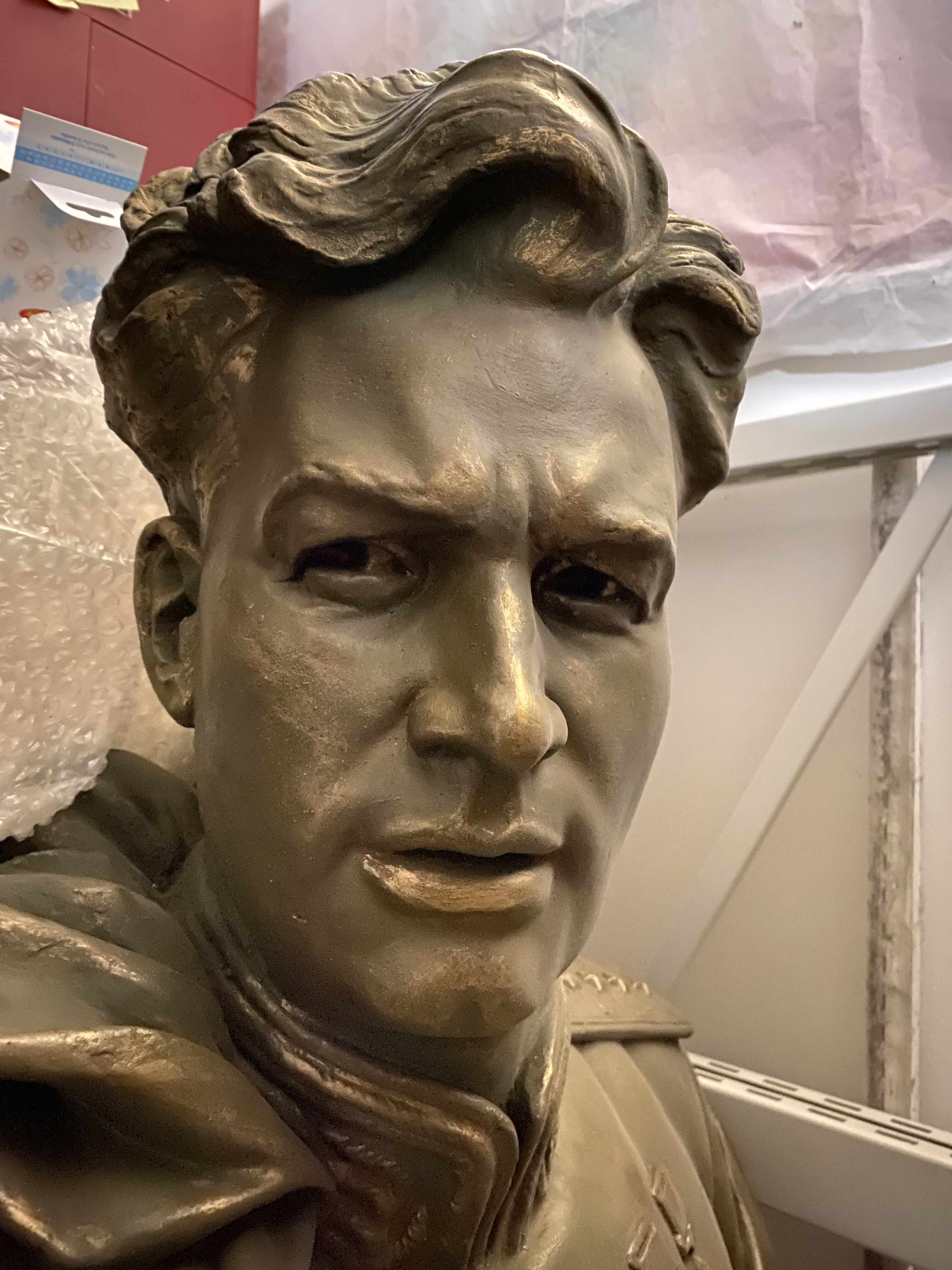 Skulptur: "Zweifacher Held der Sowjetunion", Armeegeneral Tschernjachowski, I.D. (Deutsch-Russisches Museum Berlin-Karlshorst CC BY-NC-SA)
