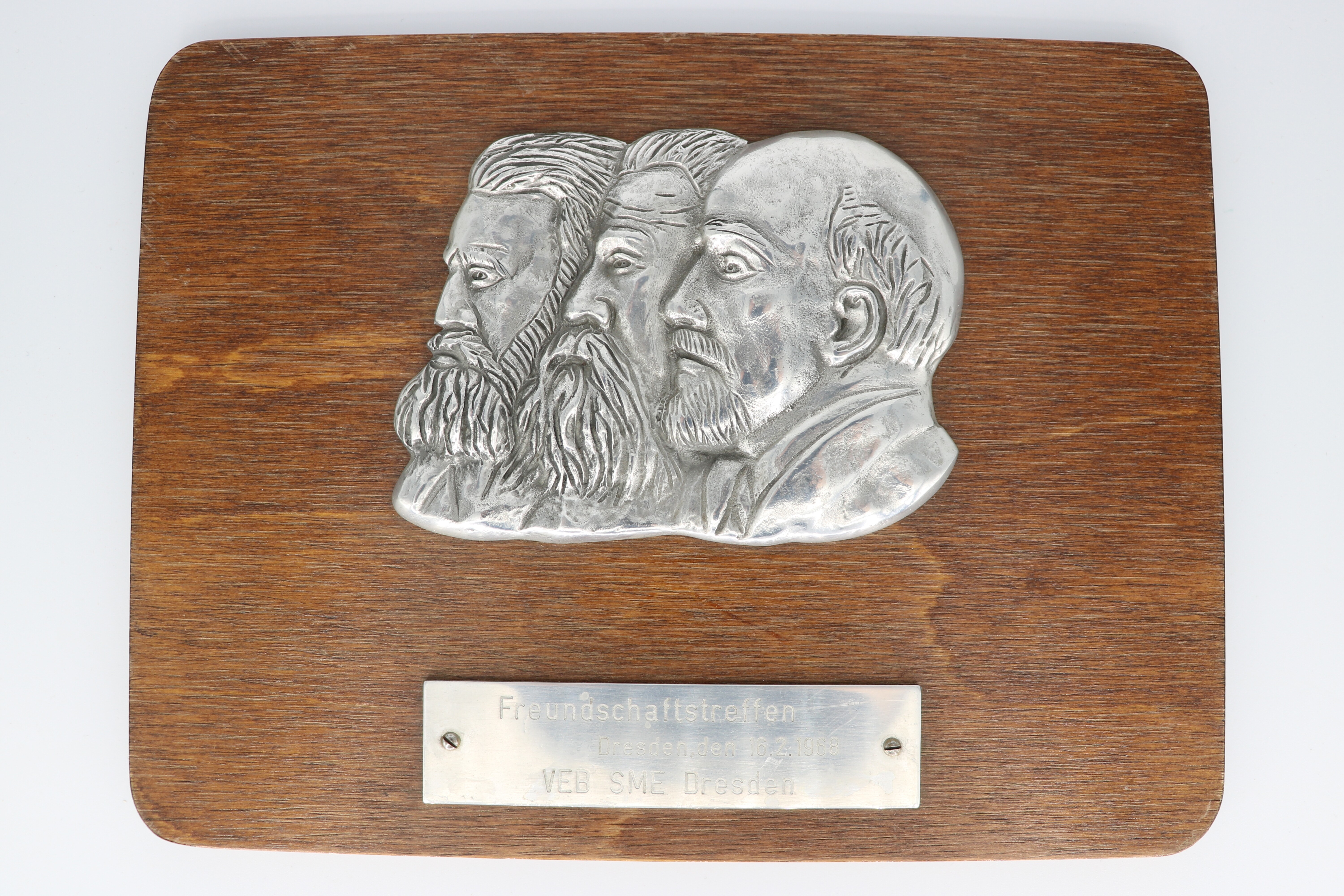 Basrelief von Marx, Engels, Lenin (Deutsch-Russisches Museum Berlin-Karlshorst CC BY-NC-SA)