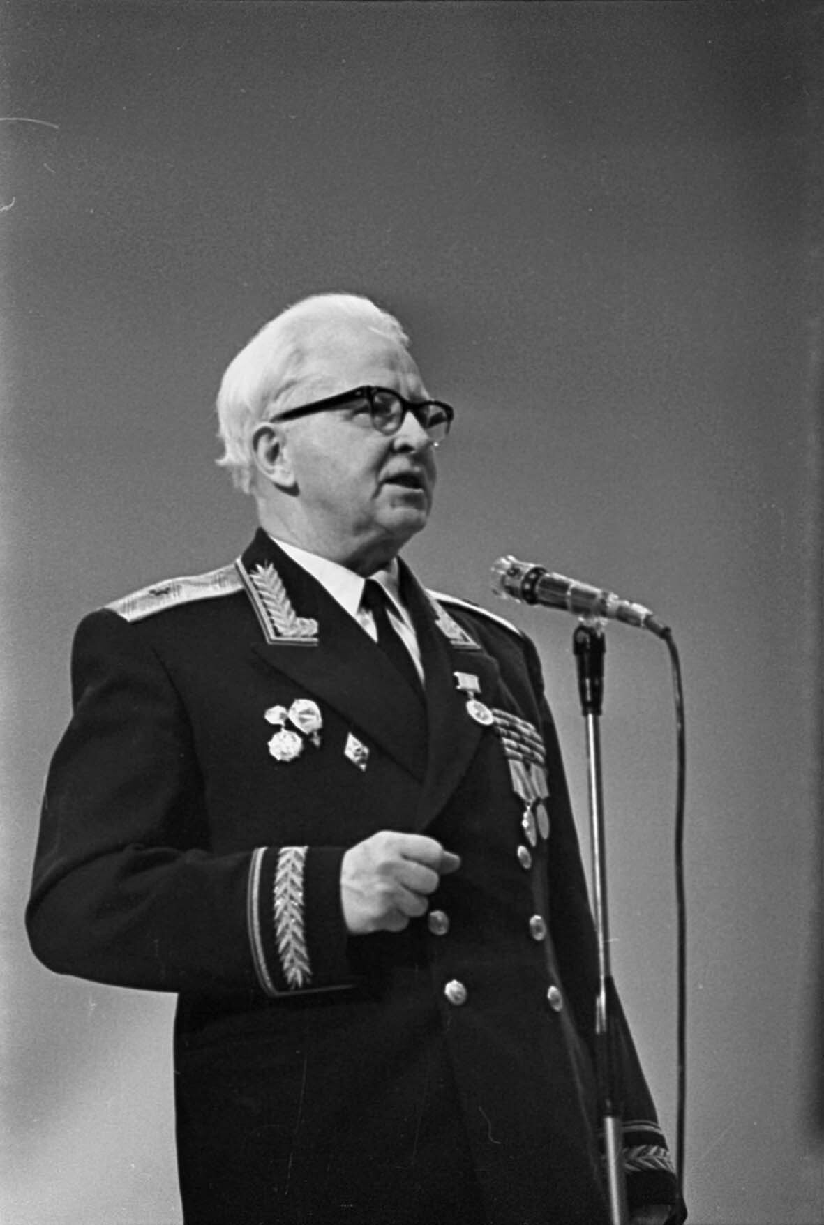Generalmajor Kotikow, ehemaliger Stadtkommandant von Ost-Berlin, vermutlich 1950er Jahre (Museum Berlin-Karlshorst RR-P)