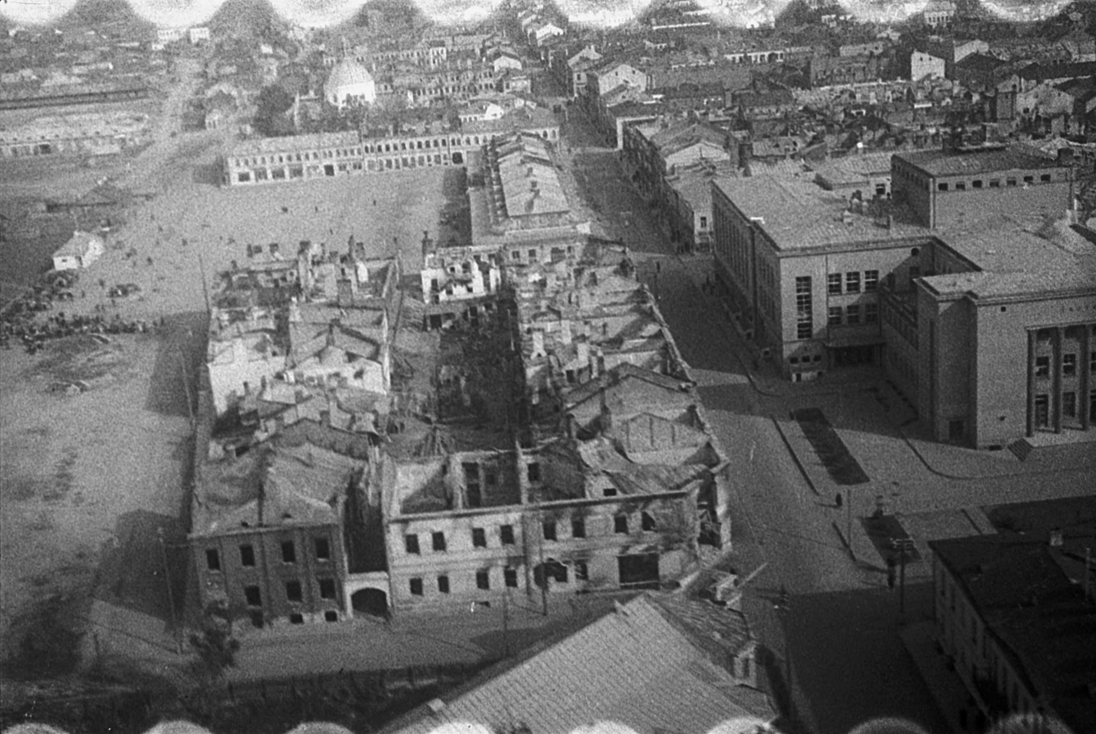 Zerstörungen in Daugavpils, Lettland, 5. Oktober 1944 (Museum Berlin-Karlshorst RR-P)