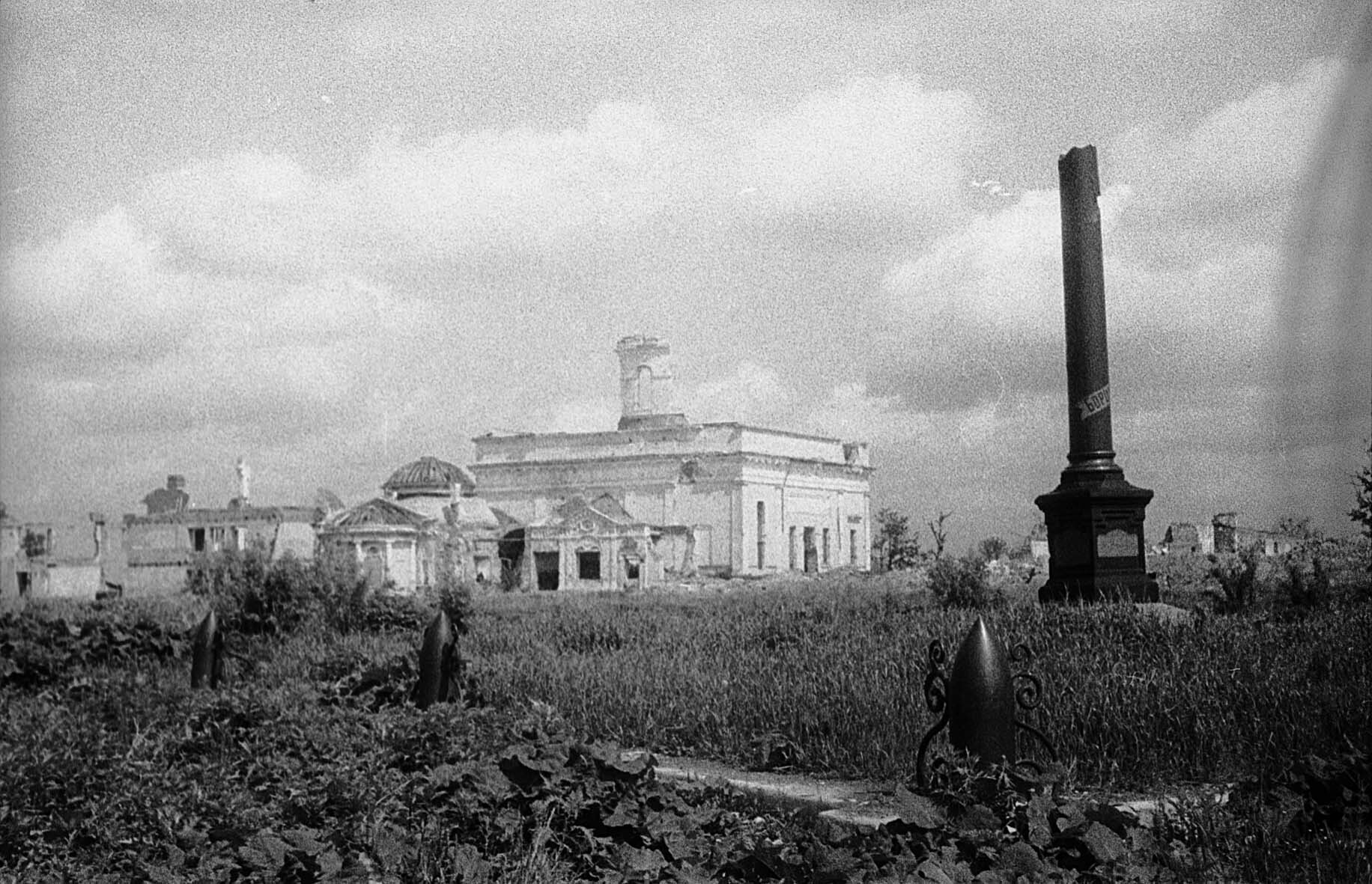 Zerstörungen, Rshew, 13. Juni 1944 (Museum Berlin-Karlshorst RR-P)
