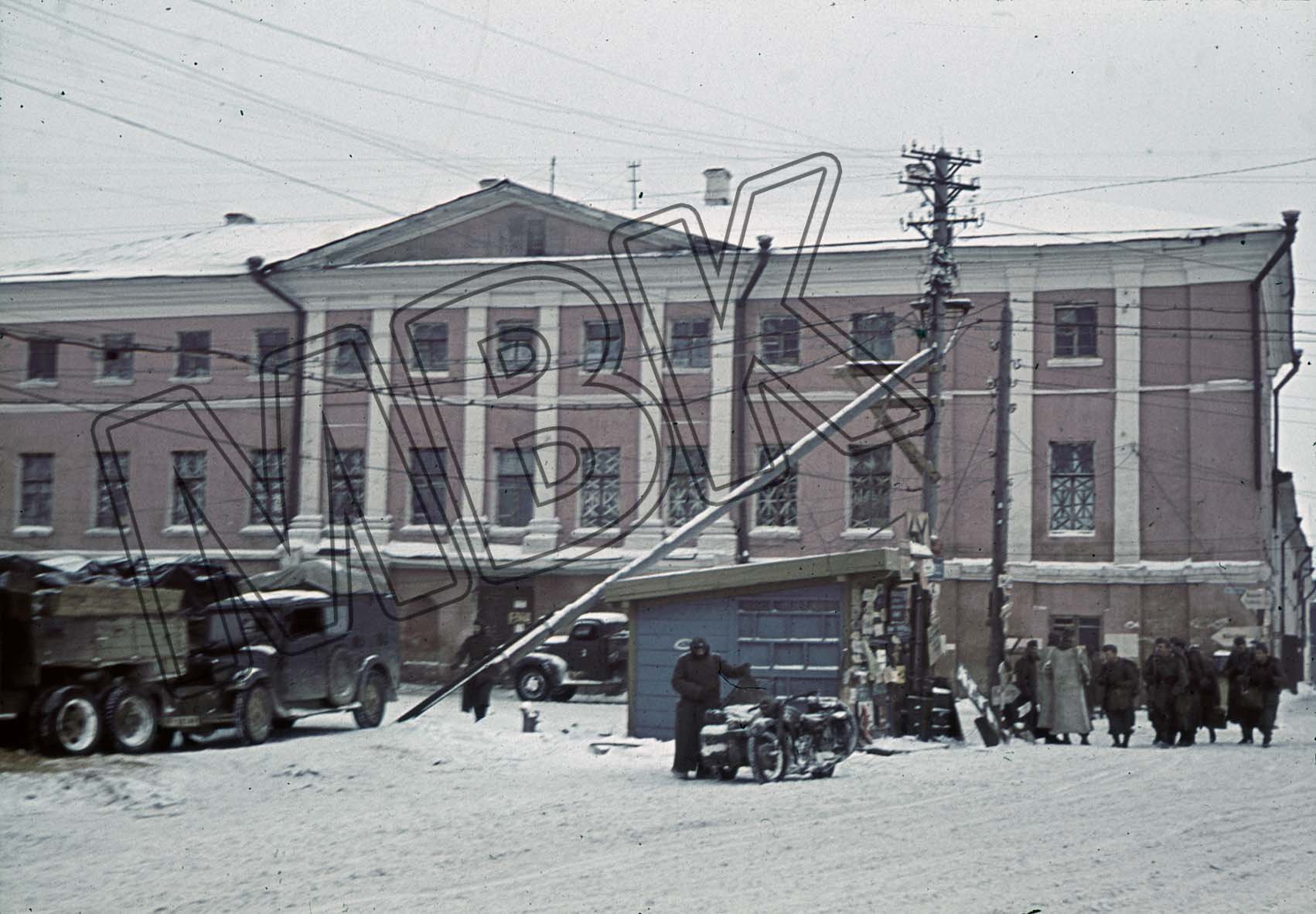Fotografie: Gžatsk nach der Einnahme der Stadt, Januar 1942 (Museum Berlin-Karlshorst RR-P)