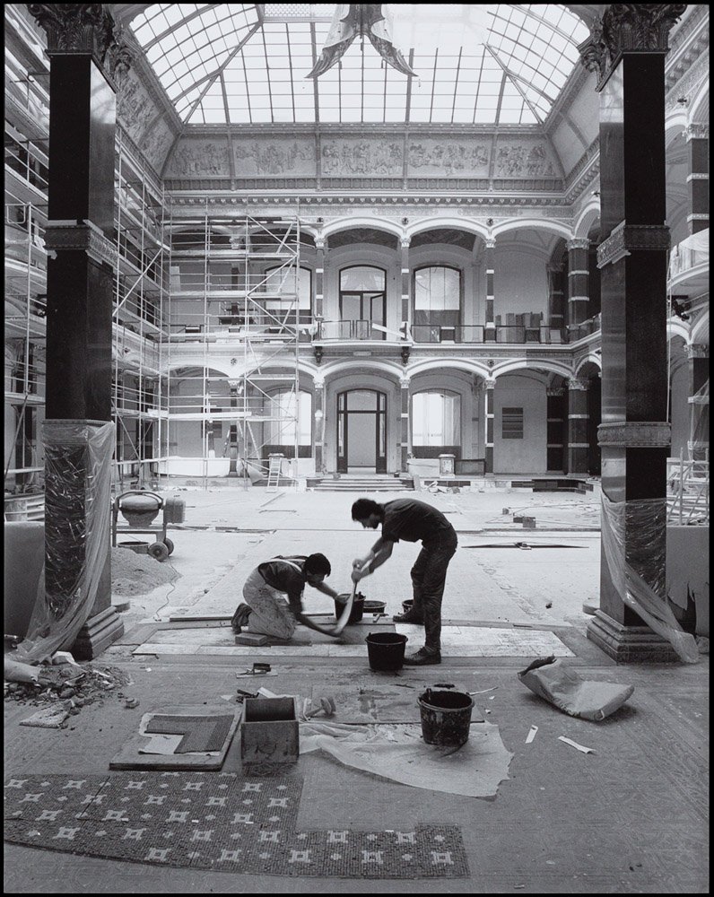 Karl-Ludwig Lange: Mosaikleger, Martin-Gropius-Bau, 1986 (© Karl-Ludwig Lange RR-F)