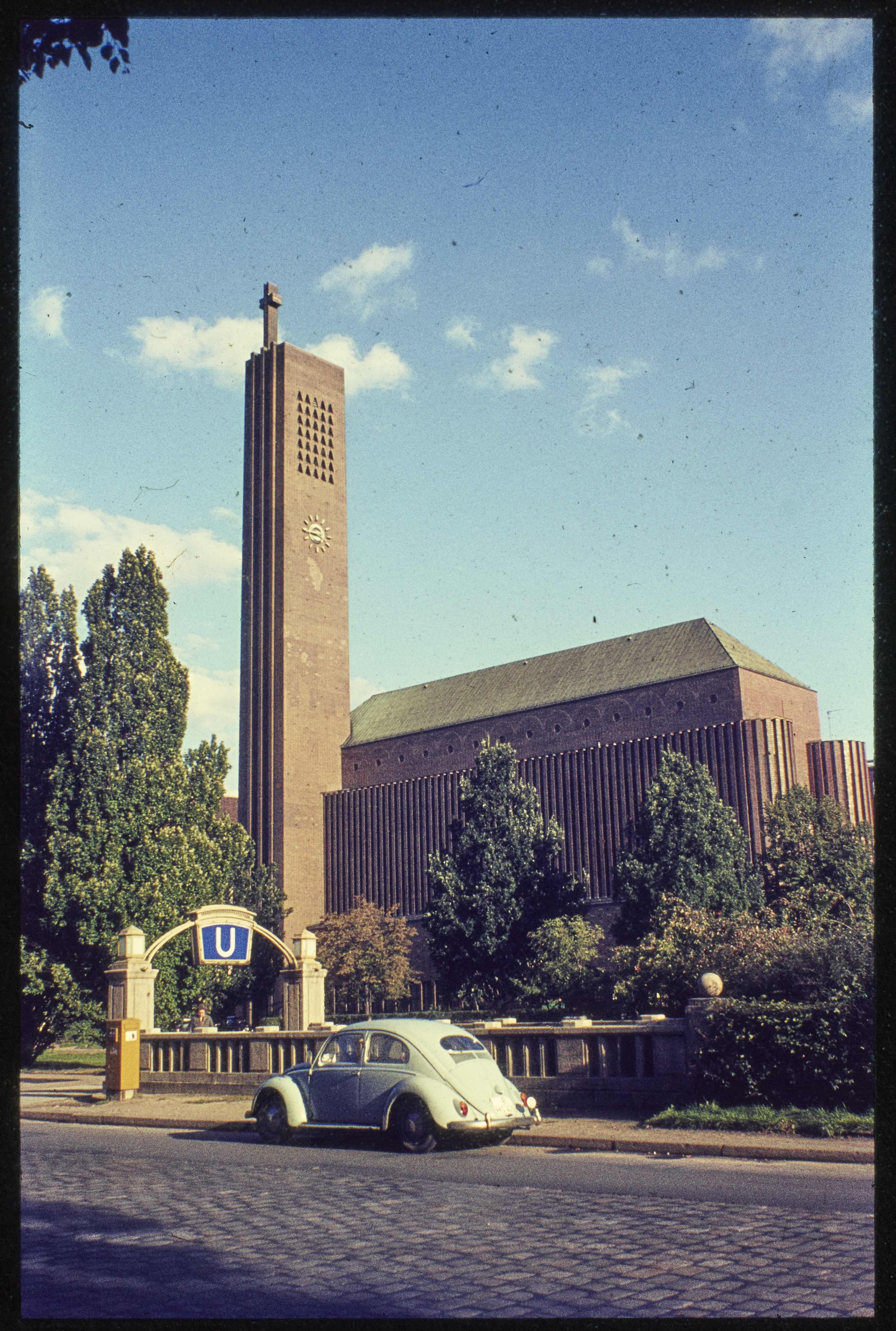 Kirche am Hohenzollernplatz (Museum Charlottenburg-Wilmersdorf in der Villa Oppenheim CC BY)