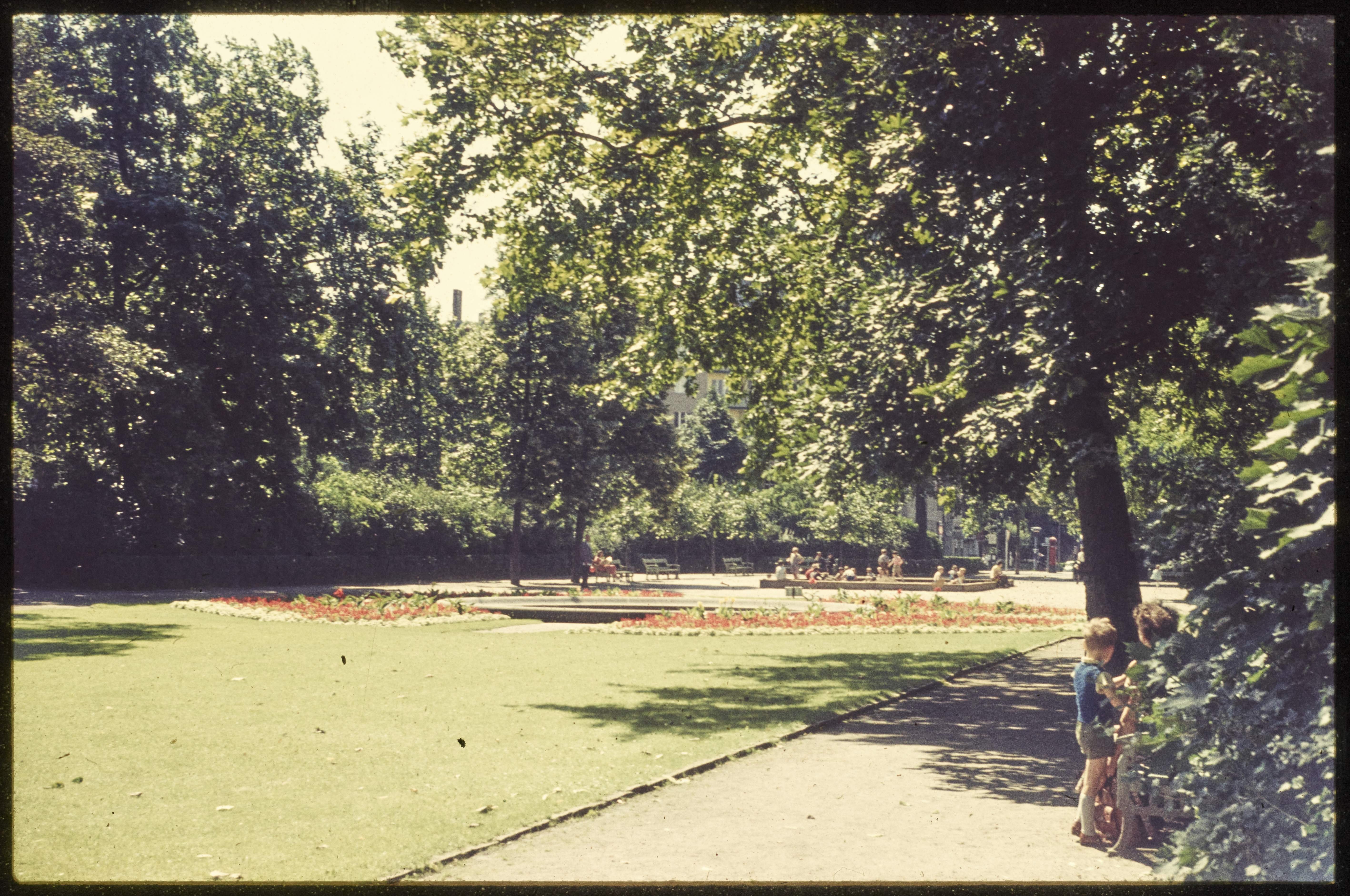 Park am Bundesplatz (Museum Charlottenburg-Wilmersdorf in der Villa Oppenheim CC BY)