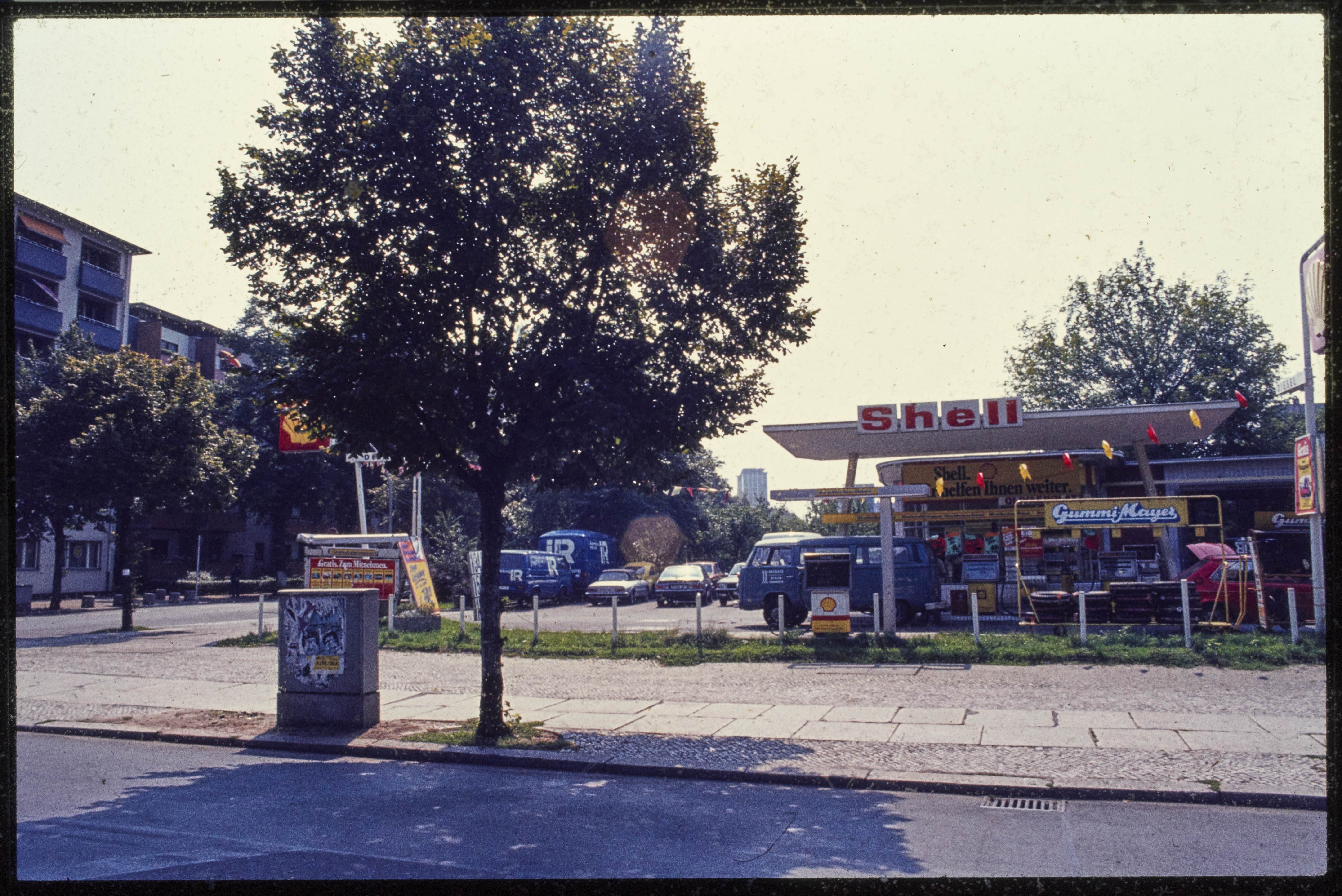 Shell Tankstelle (Museum Charlottenburg-Wilmersdorf in der Villa Oppenheim CC BY)