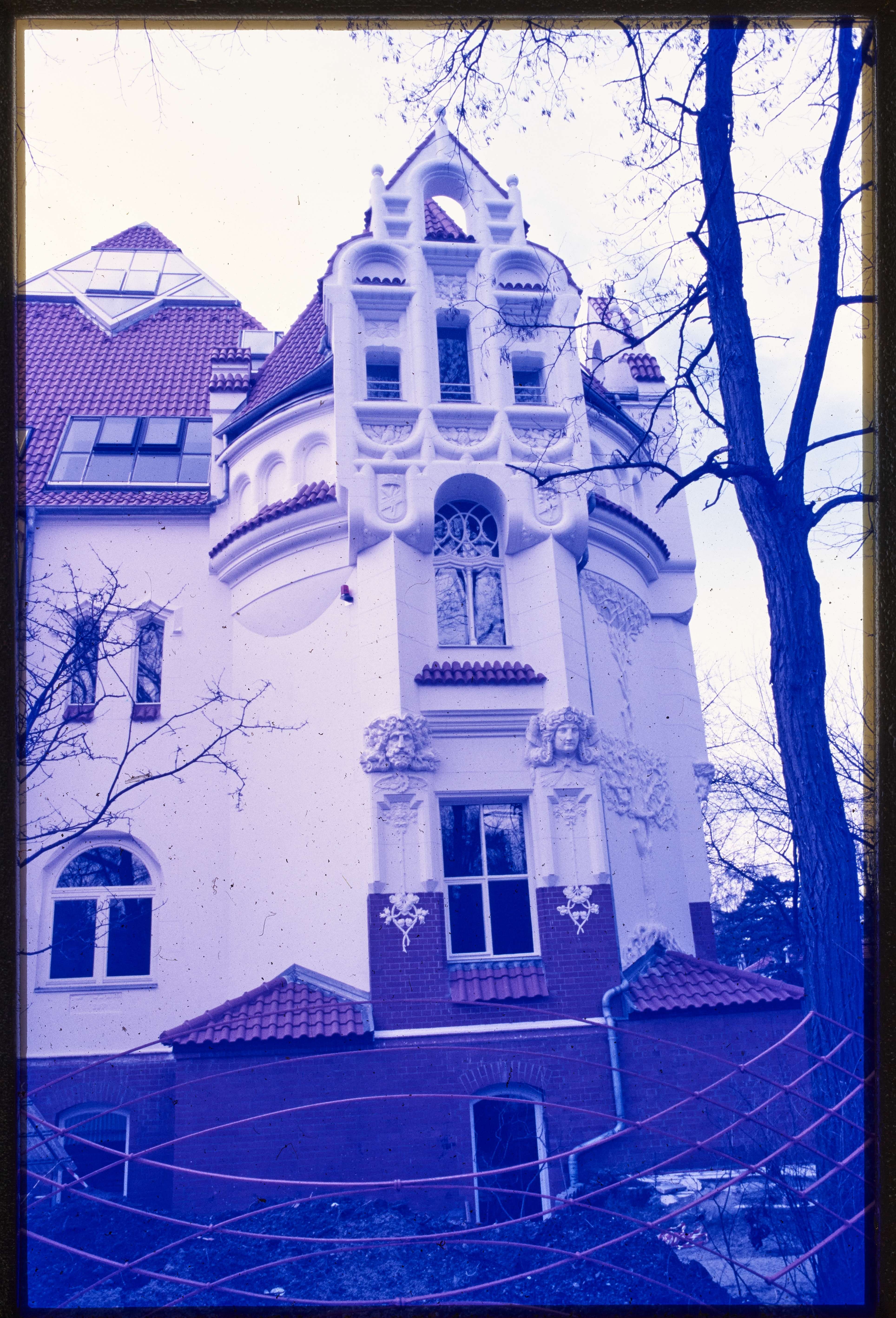 Turm der Villa Meyer (Museum Charlottenburg-Wilmersdorf in der Villa Oppenheim CC BY)
