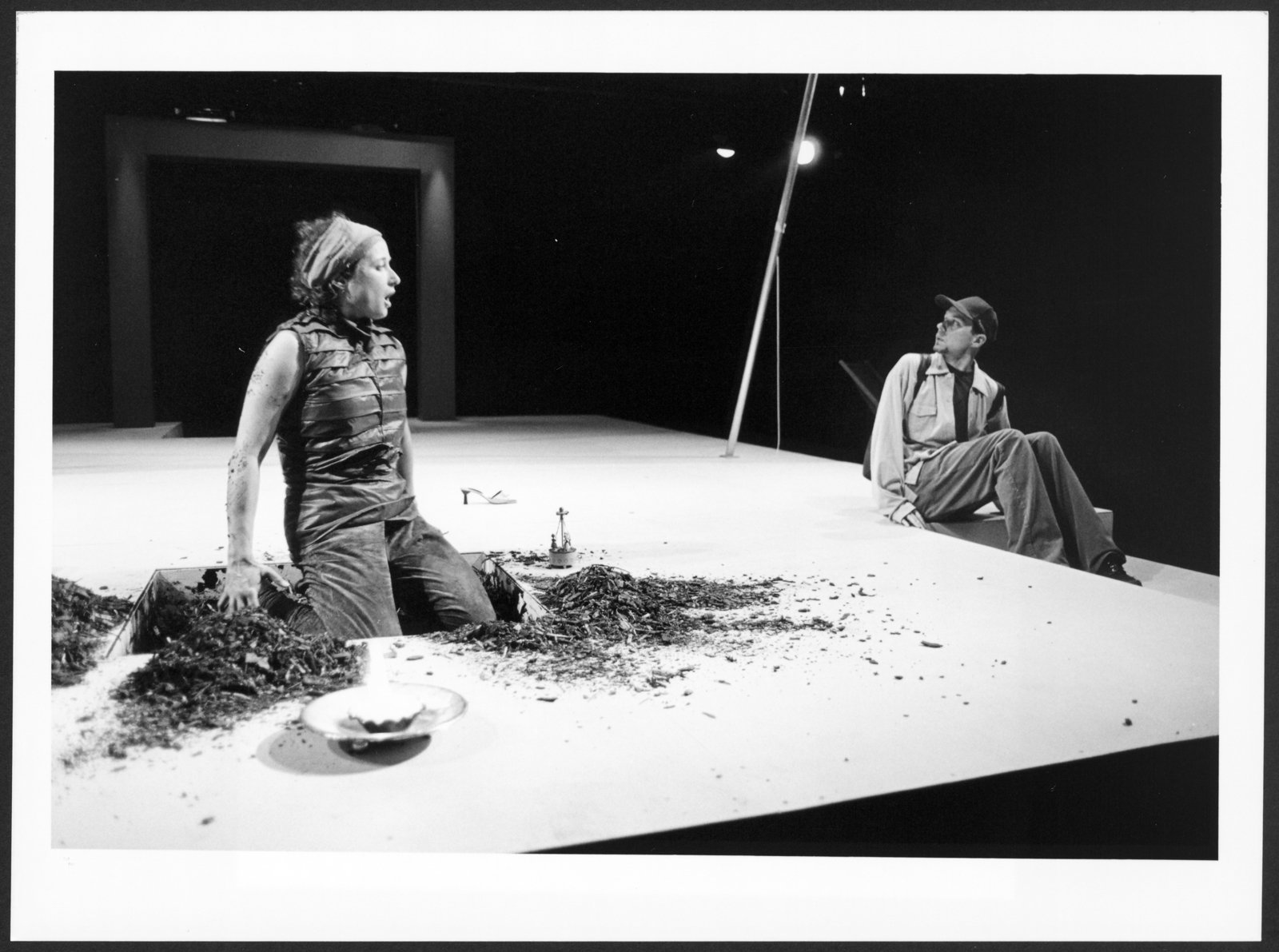 Bild der Studioinszenierung "Elektra" an der Hochschule für Schauspielkunst Ernst Busch (Hochschule für Schauspielkunst Ernst Busch Berlin RR-F)