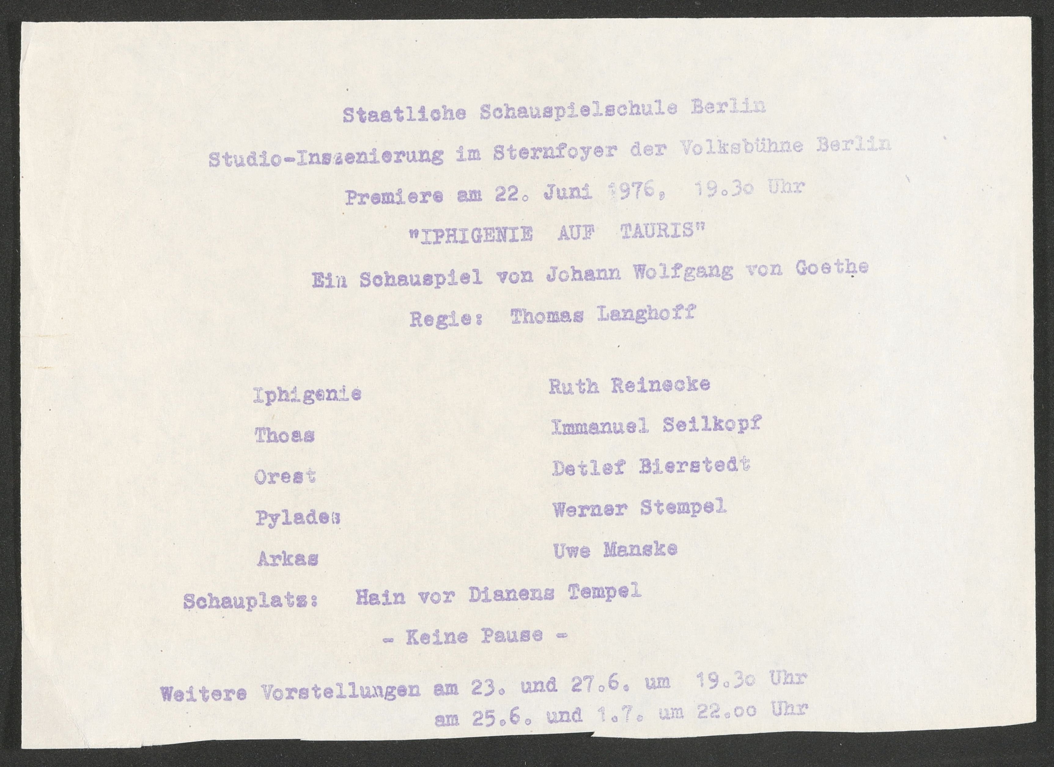 Programmzettel zu "Iphigenie auf Tauris" im Sternfoyer der Volksbühne Berlin 1976 (Hochschule für Schauspielkunst Ernst Busch Berlin RR-F)