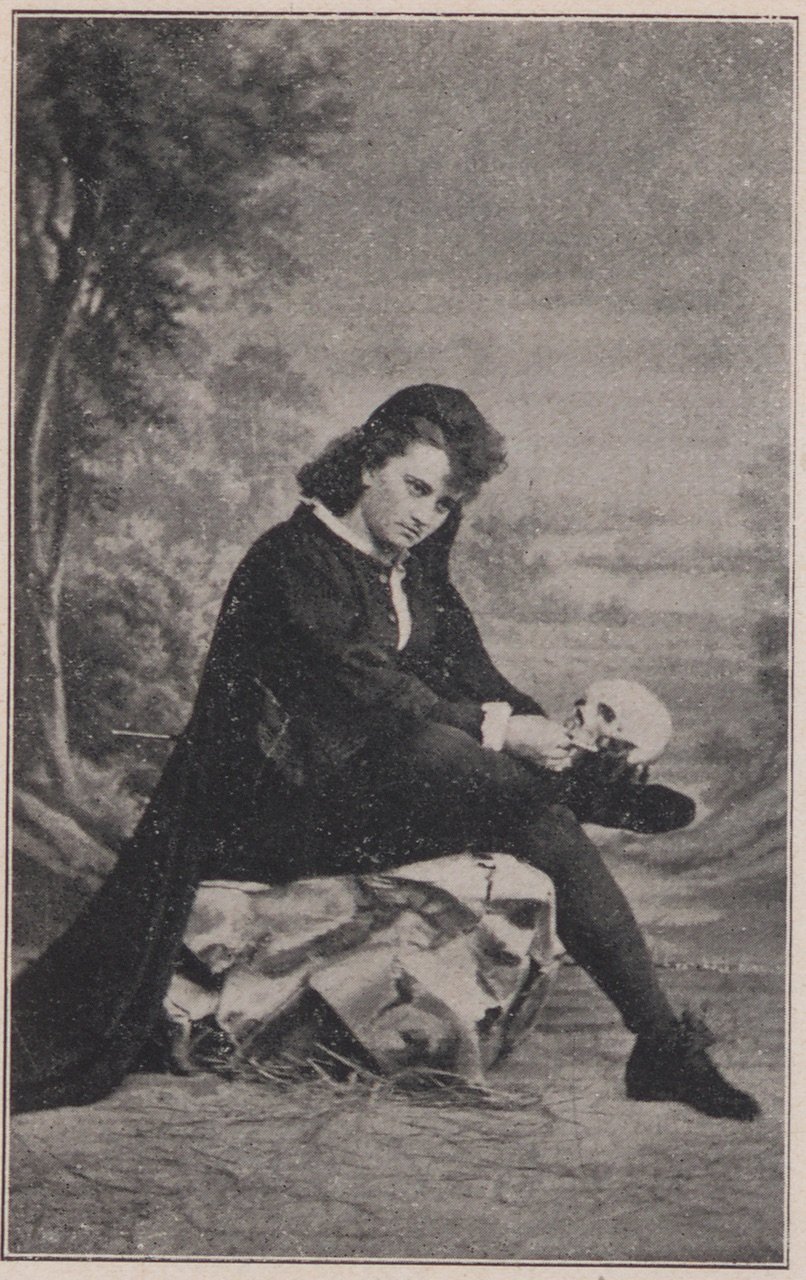 Rollenporträt von Felicita von Vestvali als Hamlet (Magnus-Hirschfeld-Gesellschaft Public Domain Mark)
