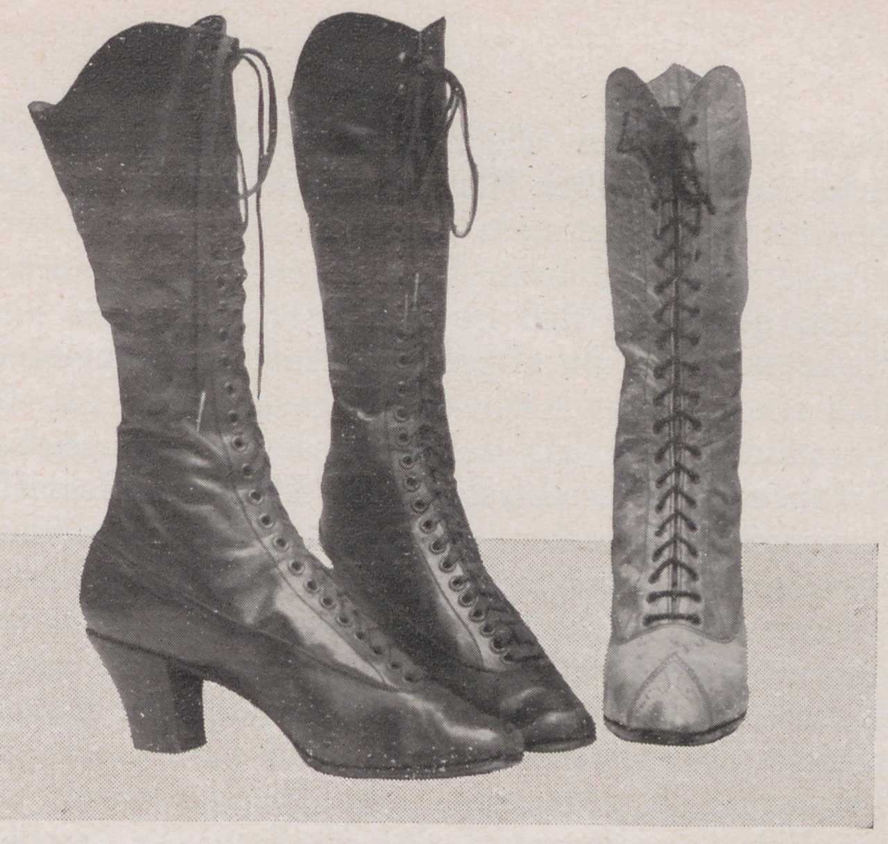Abbildung dreier Stiefel (Magnus-Hirschfeld-Gesellschaft Public Domain Mark)